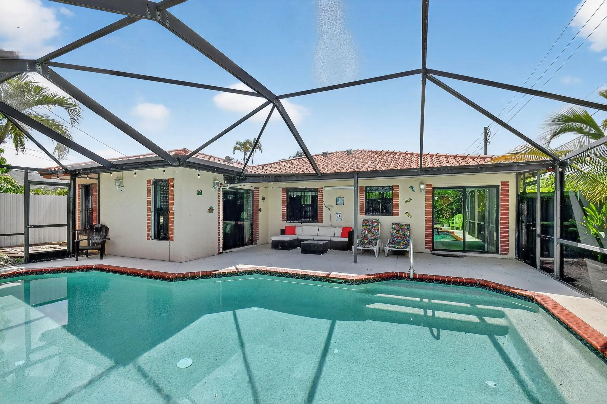 1035 Soelca Drive