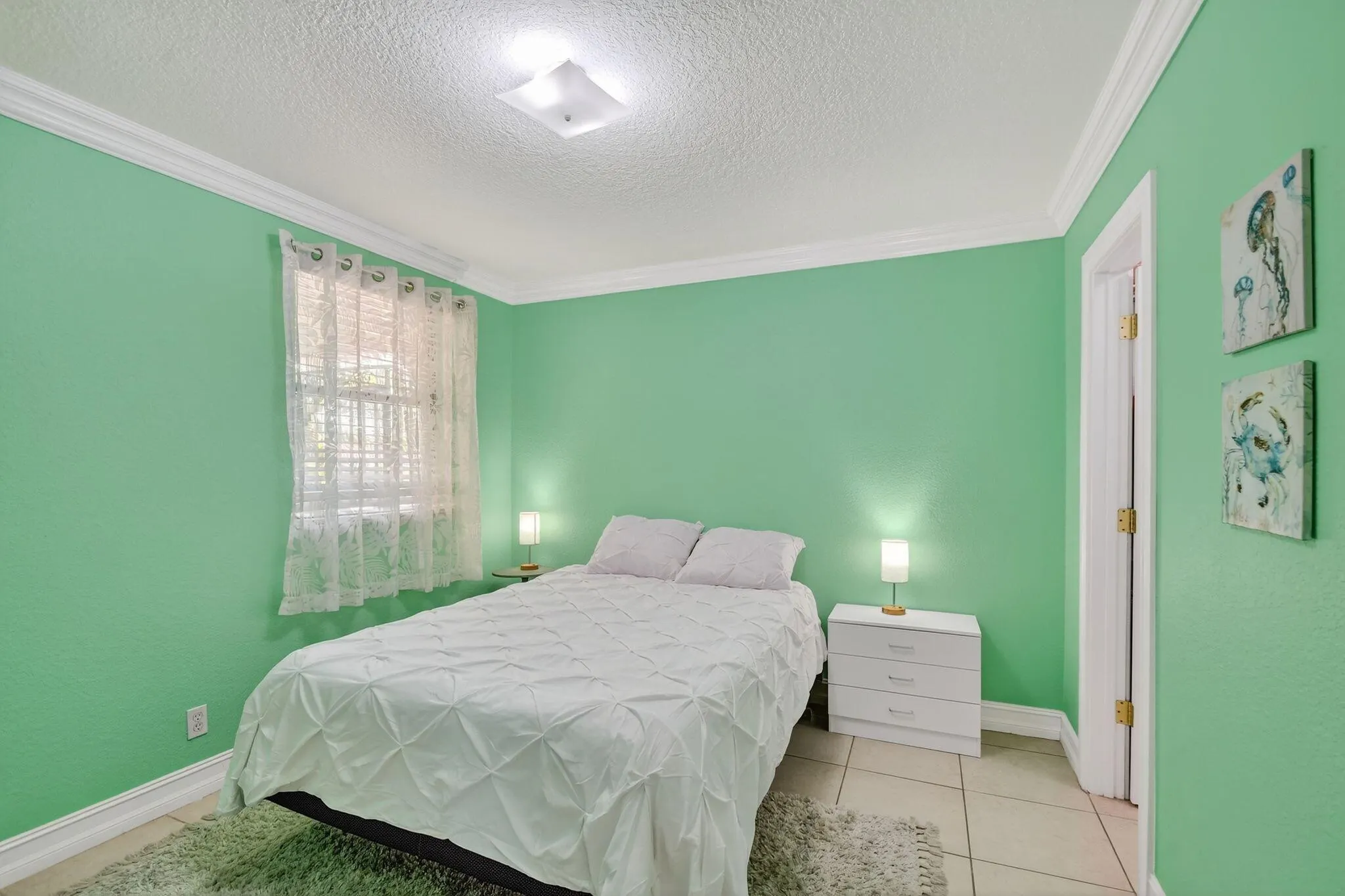1035 Soelca Drive