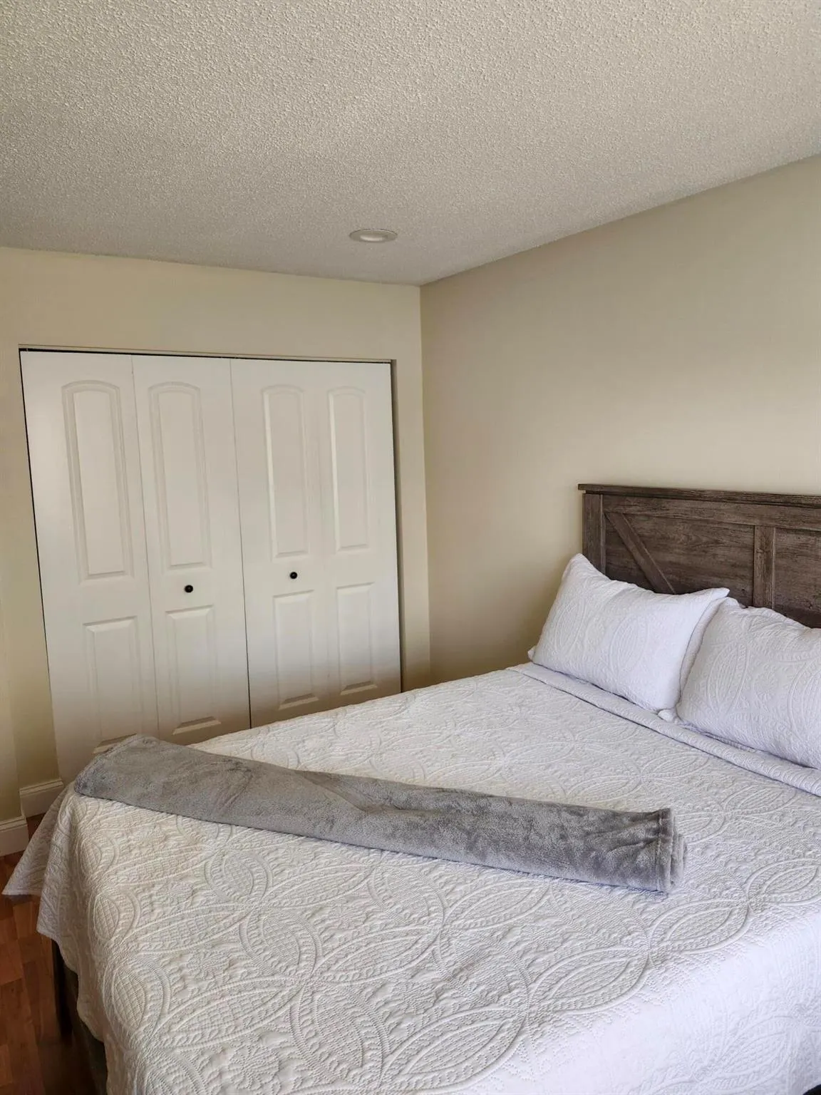 5937 Forest Hill Blvd, #205