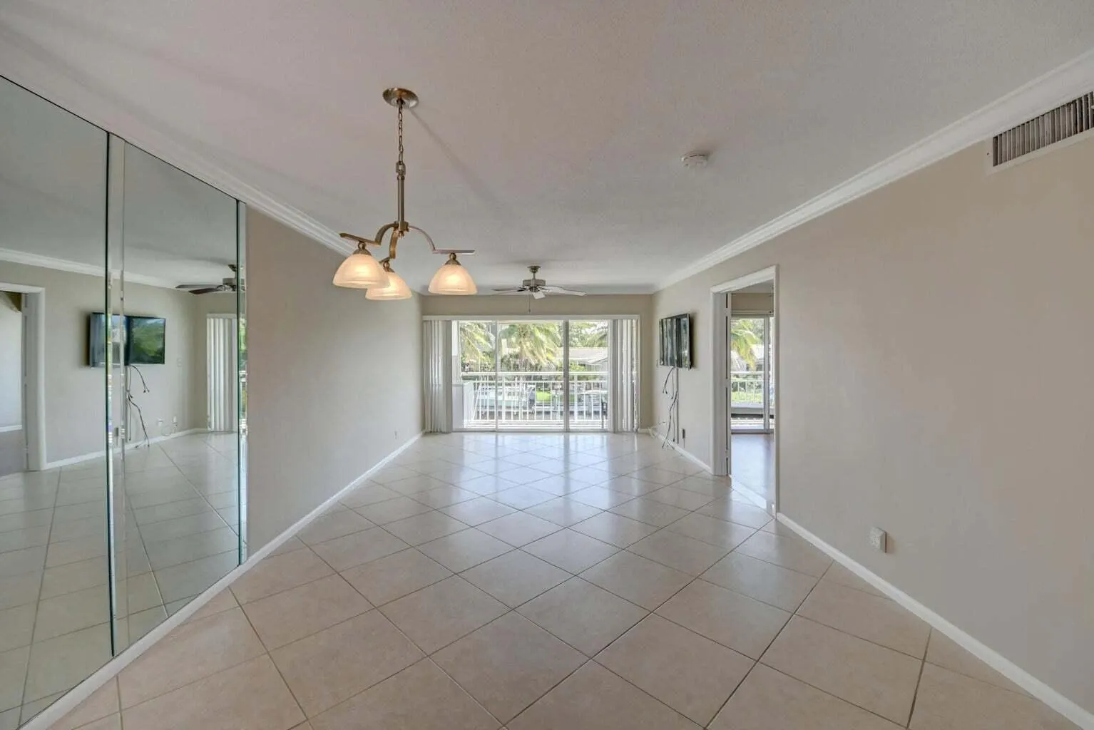68 Yacht Club Drive, #20