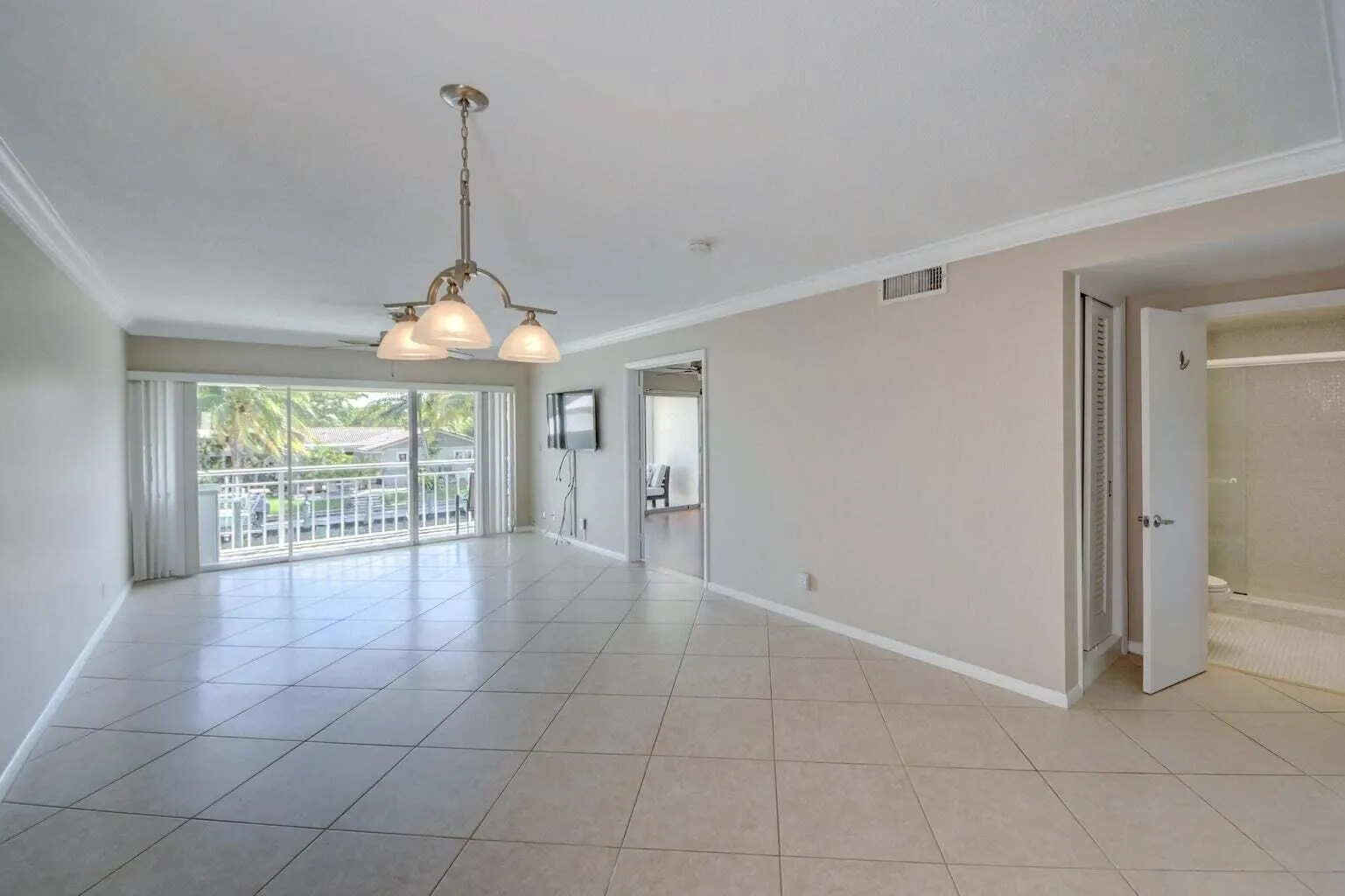 68 Yacht Club Drive, #20