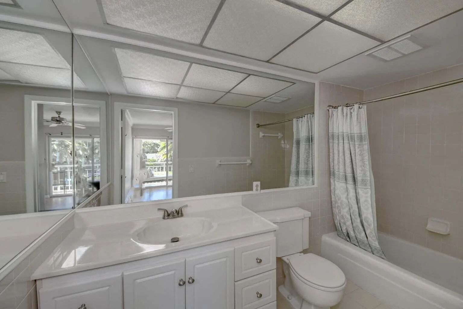 68 Yacht Club Drive, #20