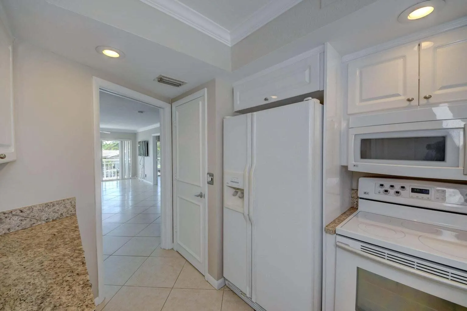 68 Yacht Club Drive, #20