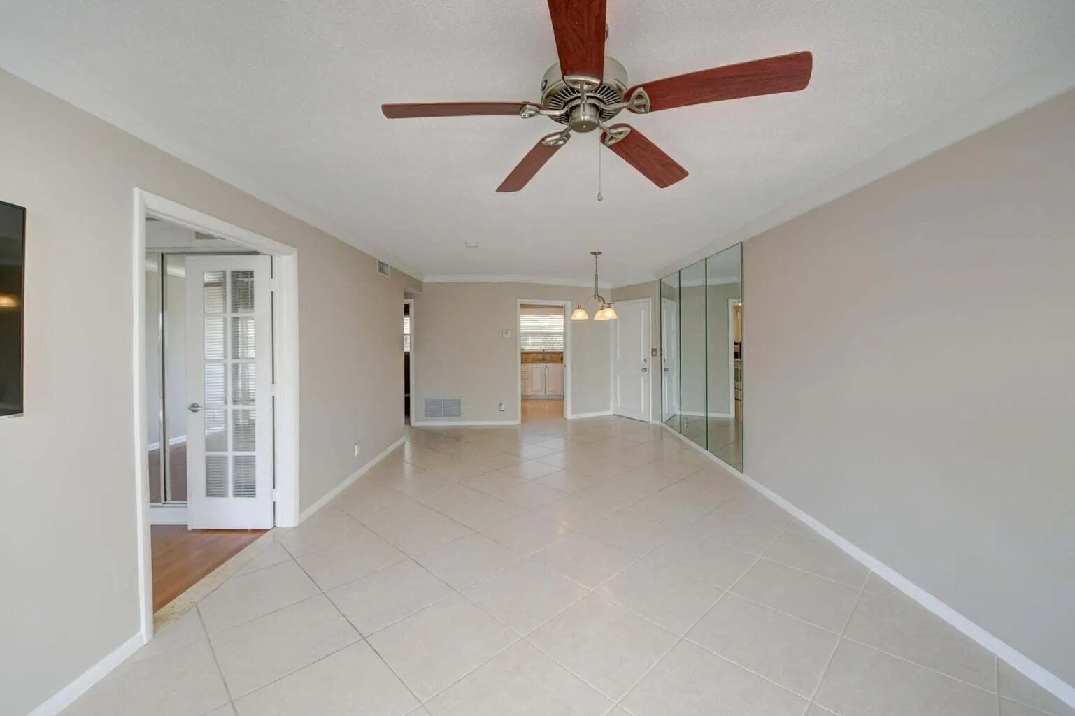 68 Yacht Club Drive, #20