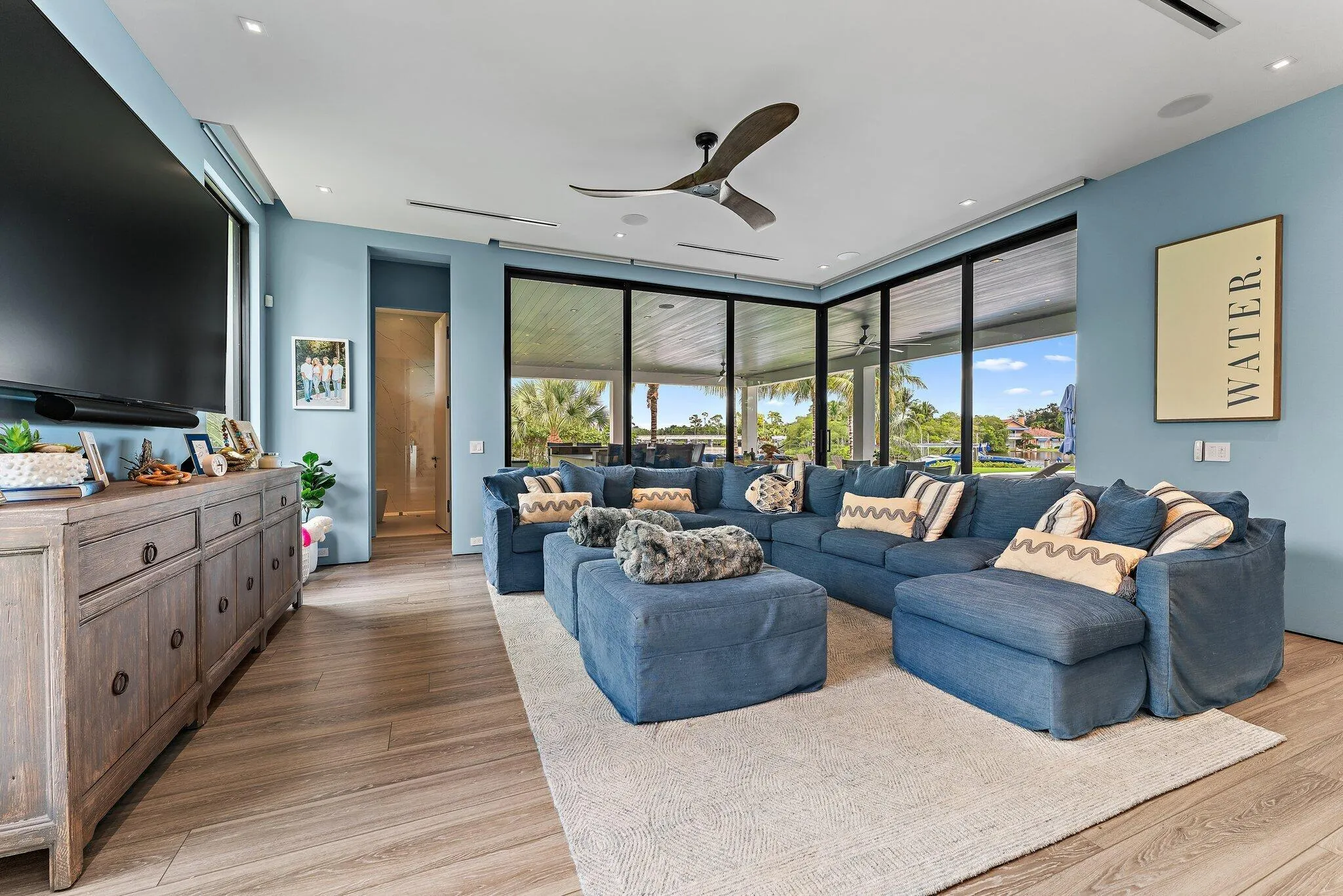 18941 SE Reach Island Lane