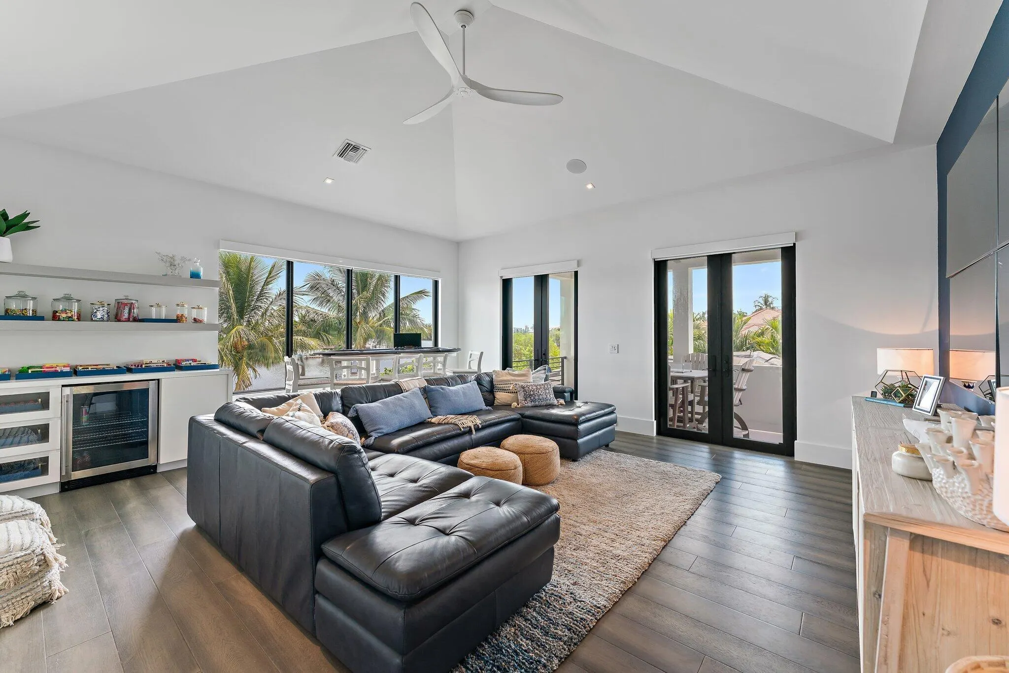 18941 SE Reach Island Lane