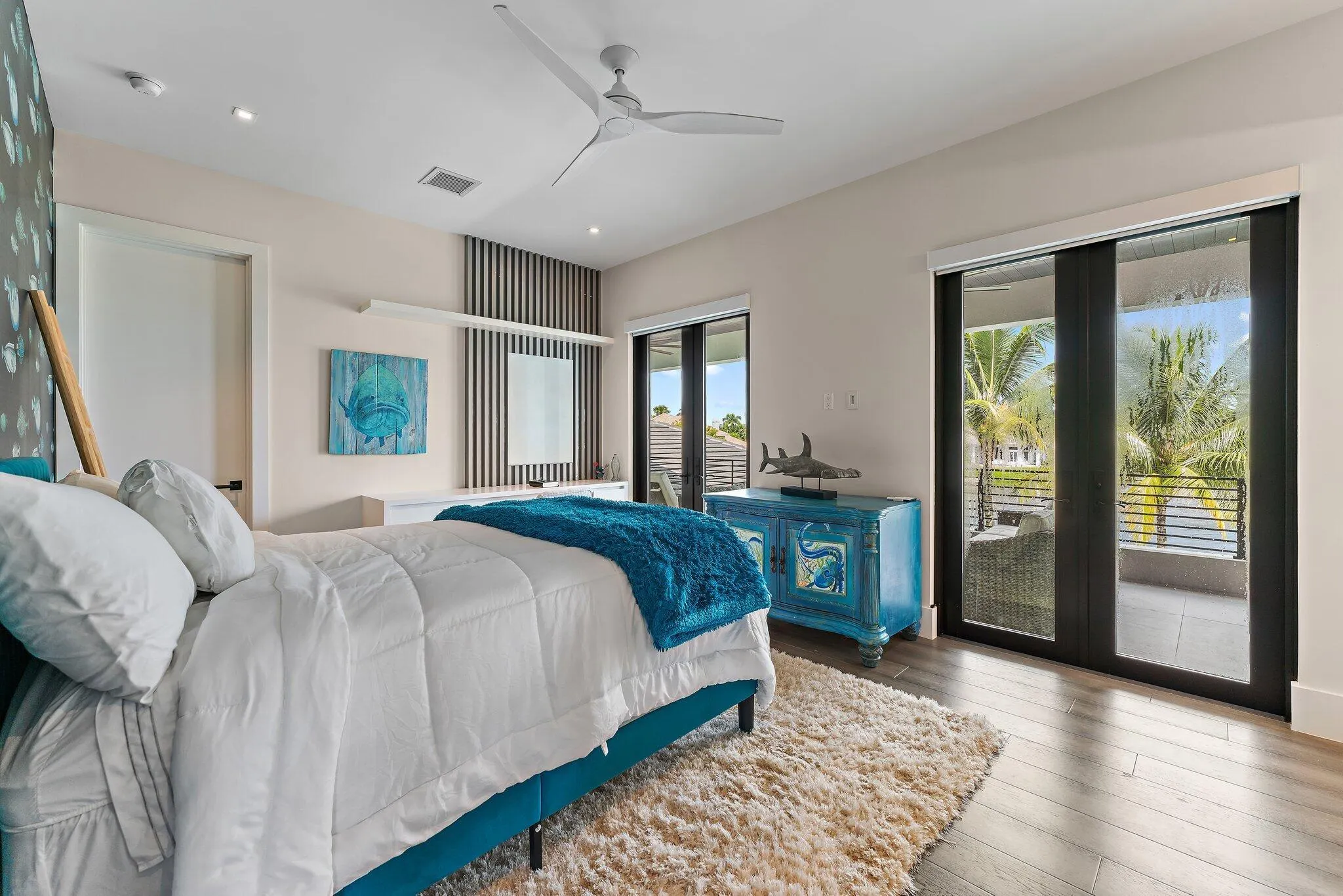 18941 SE Reach Island Lane