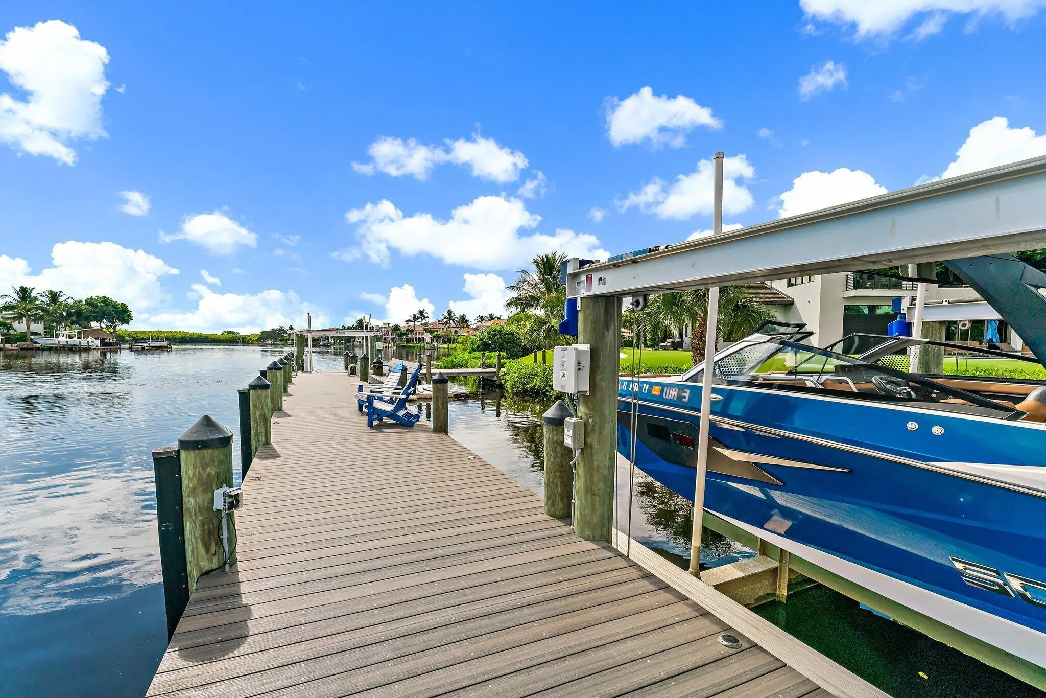 18941 SE Reach Island Lane