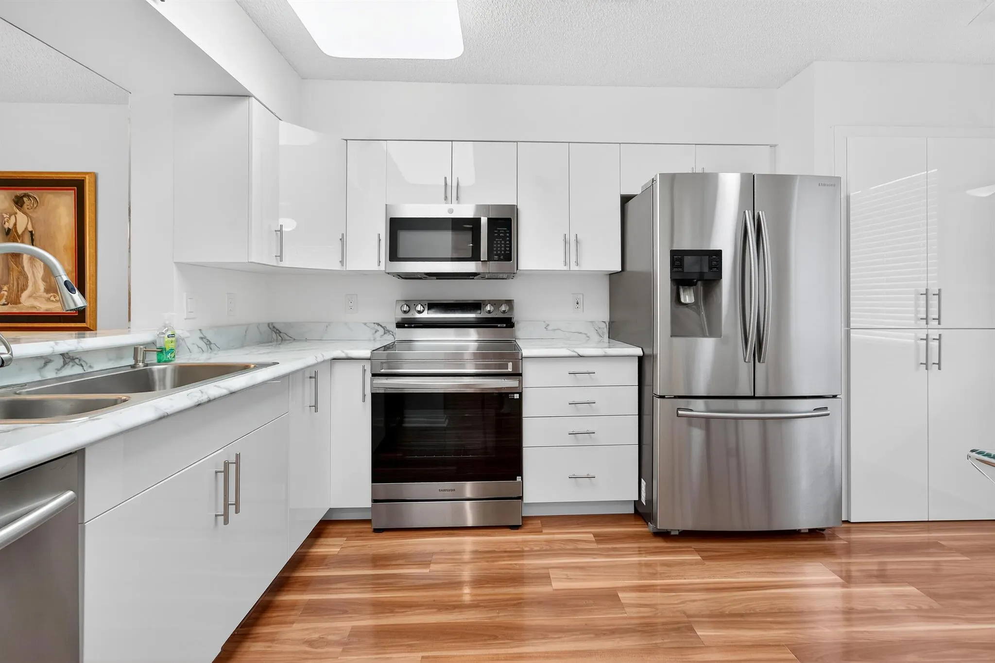 6065 Pointe Regal Circle, #407