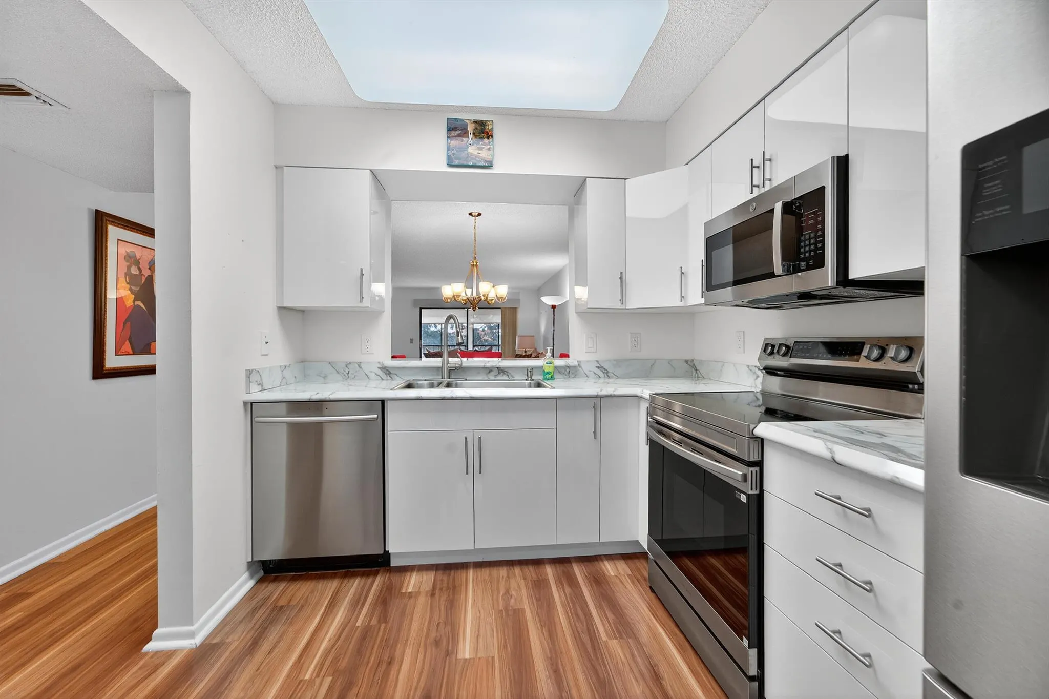 6065 Pointe Regal Circle, #407