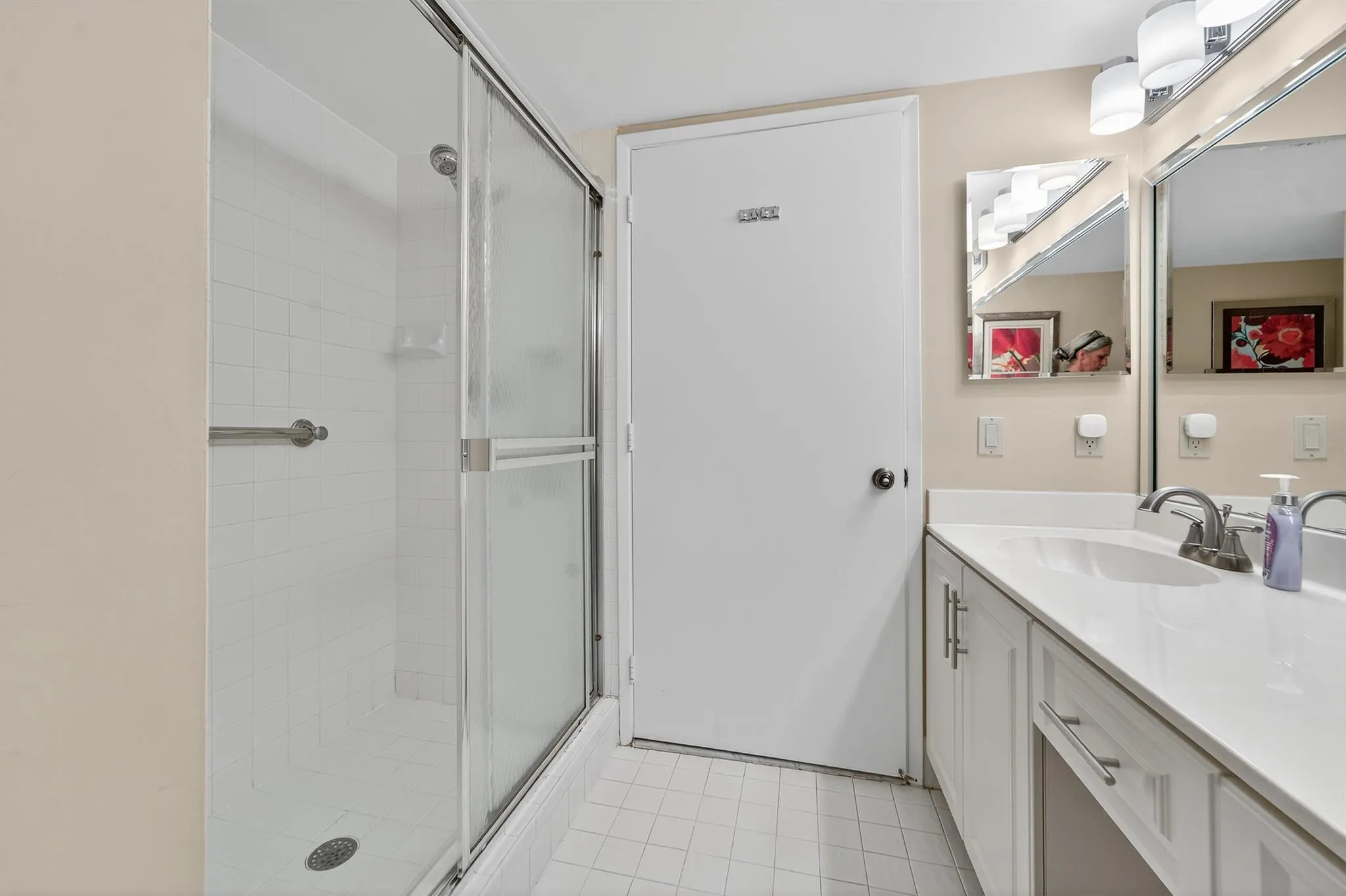 6065 Pointe Regal Circle, #407