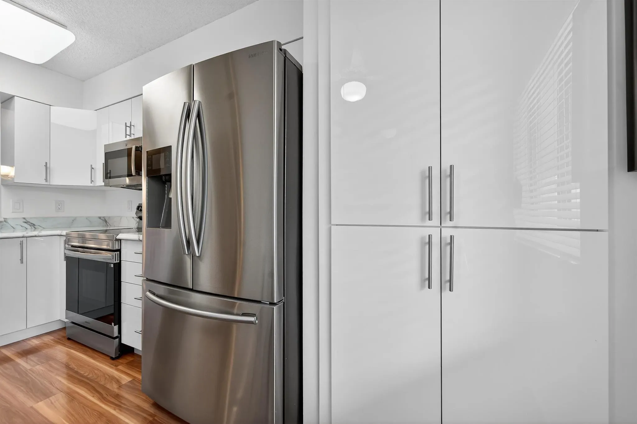 6065 Pointe Regal Circle, #407