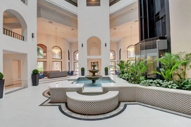 140 SE 5th Avenue, #439