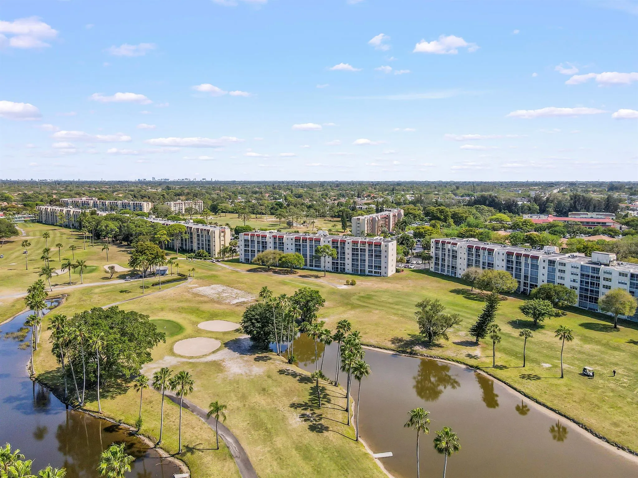 3871 Via Poinciana, #104