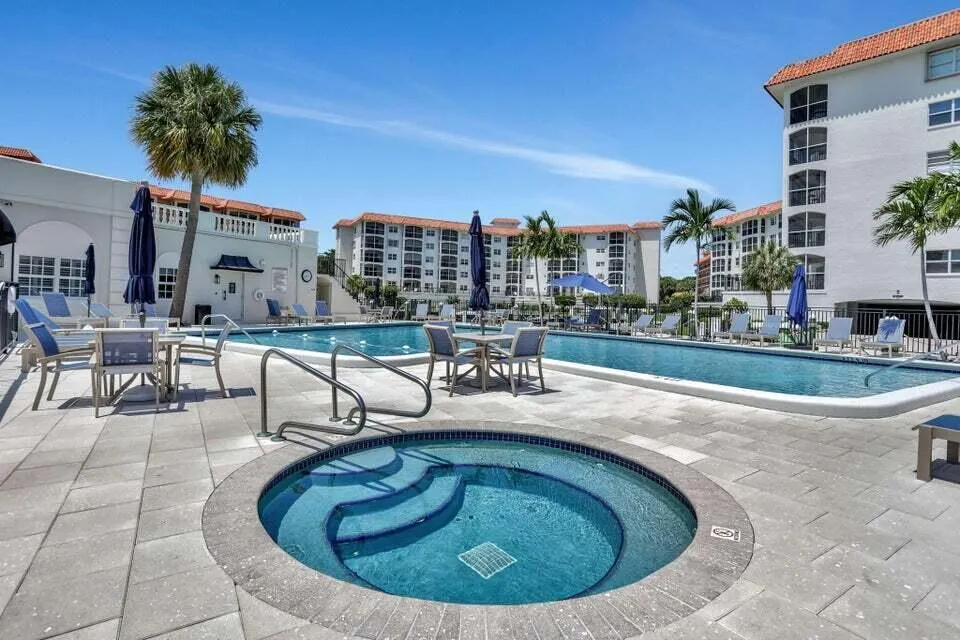 2871 N Ocean Boulevard, #C 207