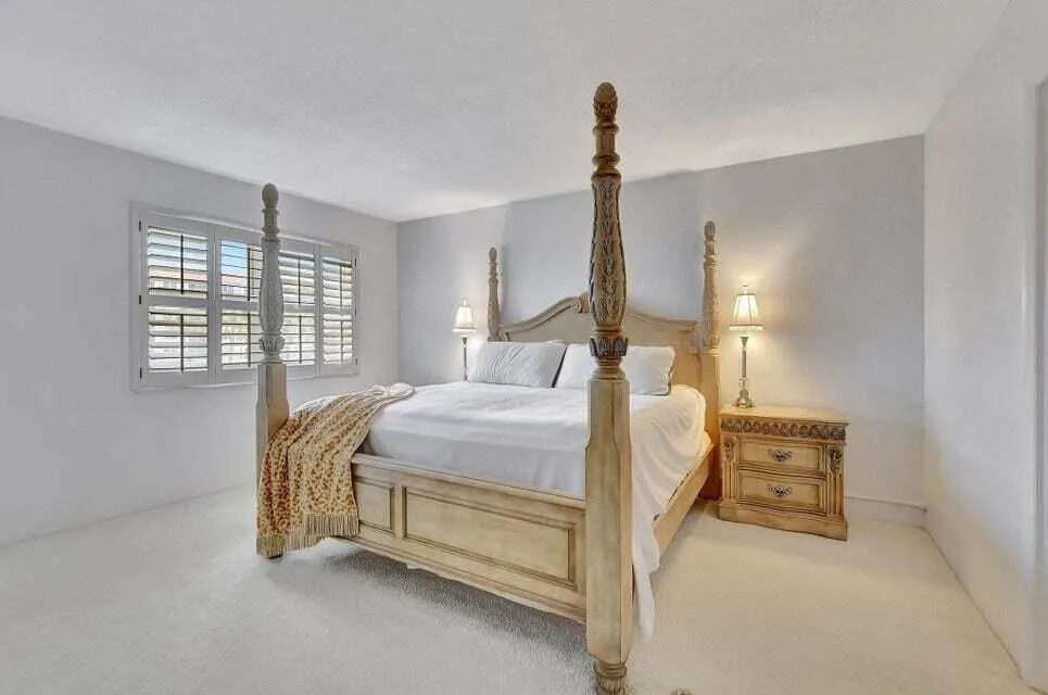 2871 N Ocean Boulevard, #C 207