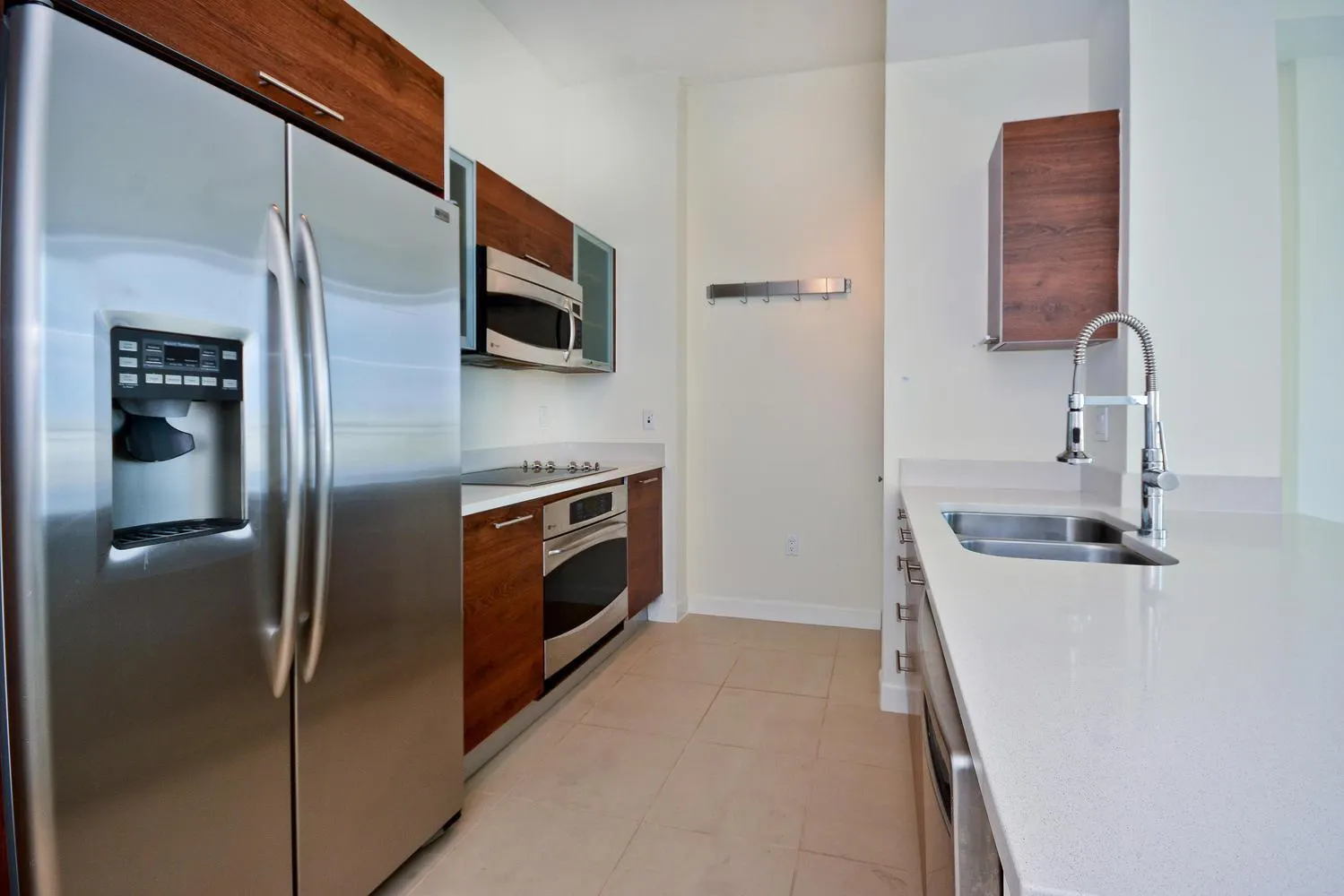 480 Hibiscus Street, #841