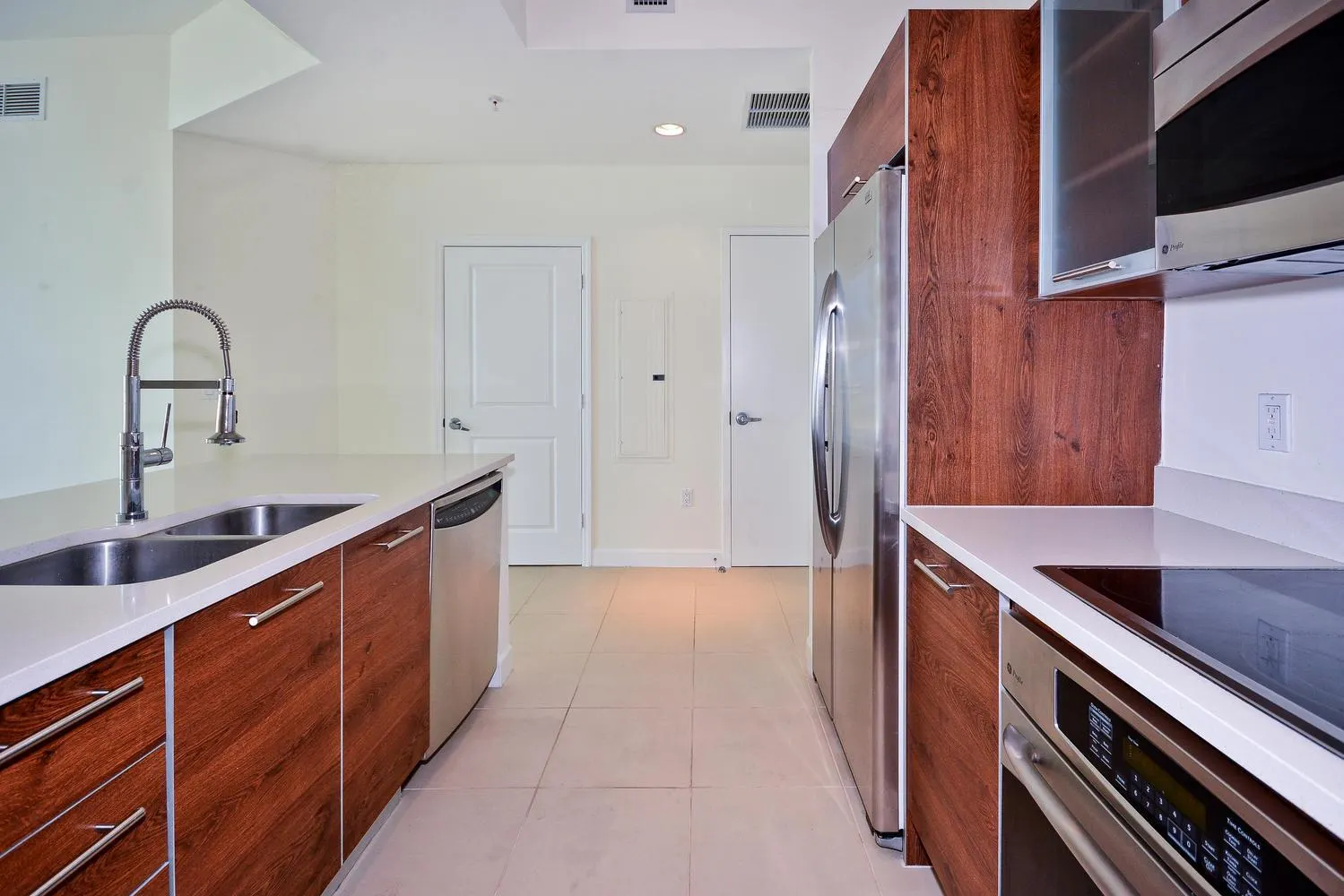 480 Hibiscus Street, #841
