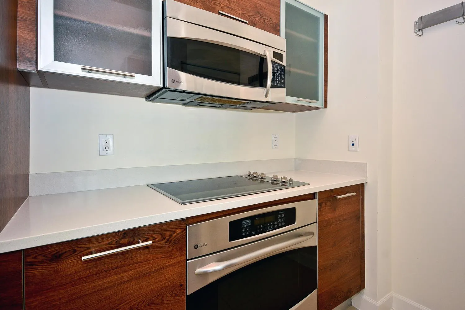 480 Hibiscus Street, #841