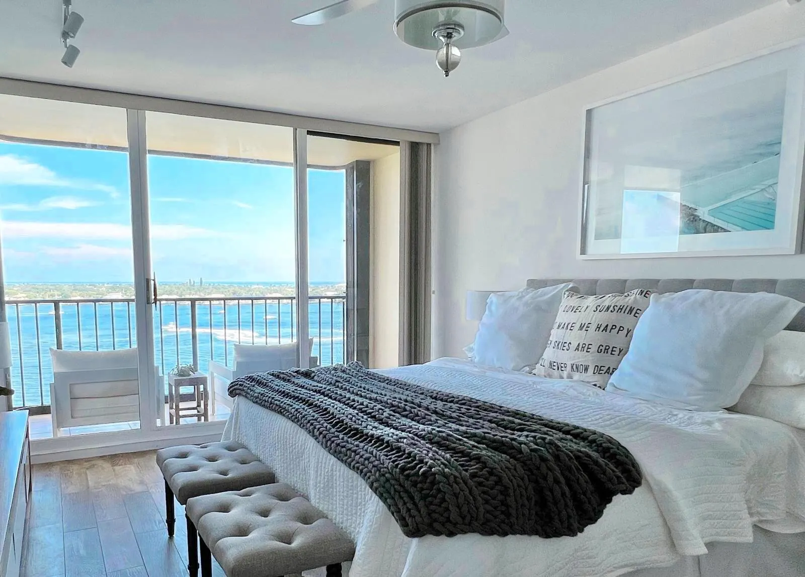 132 Lakeshore Drive, #1118