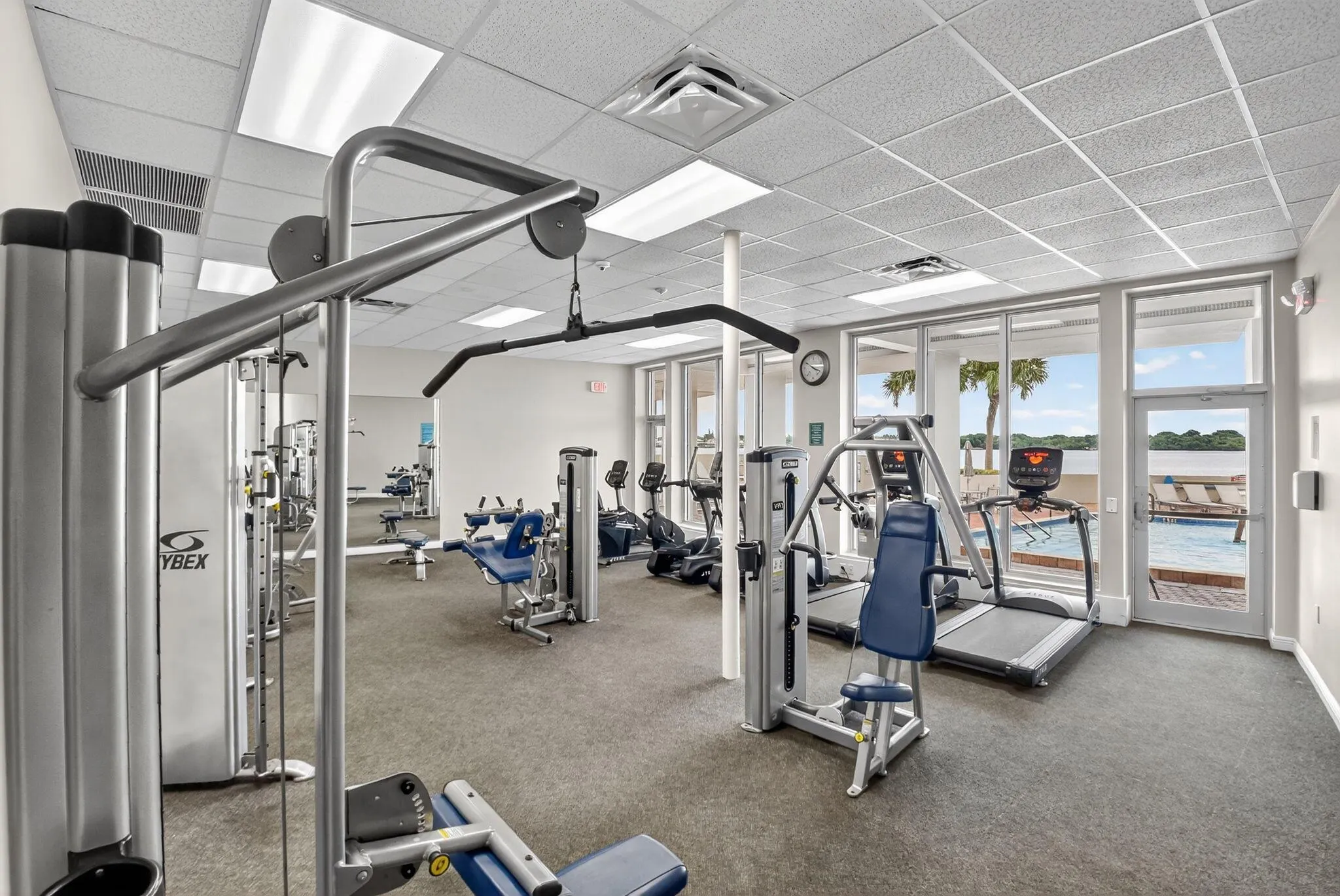 132 Lakeshore Drive, #1118