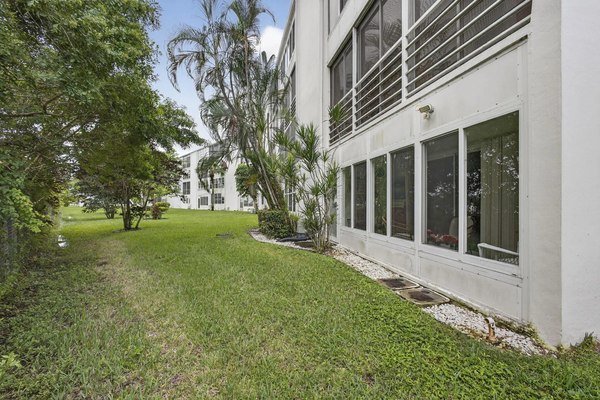 101 Greenbrier A