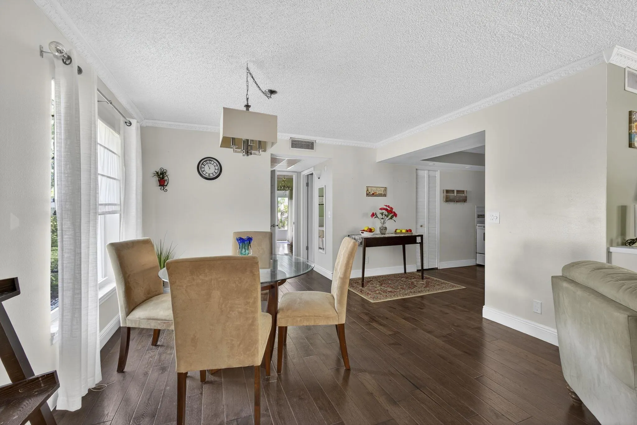 101 Greenbrier A