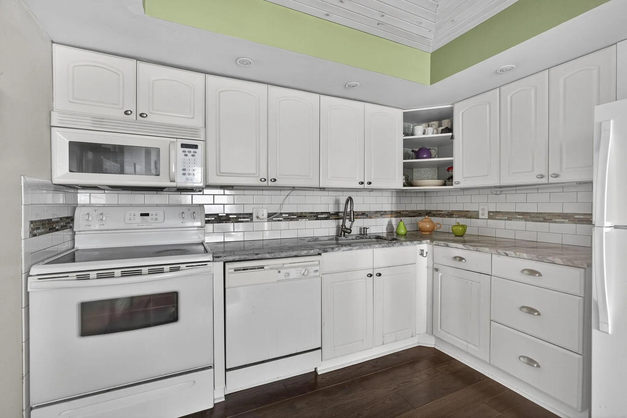 101 Greenbrier A