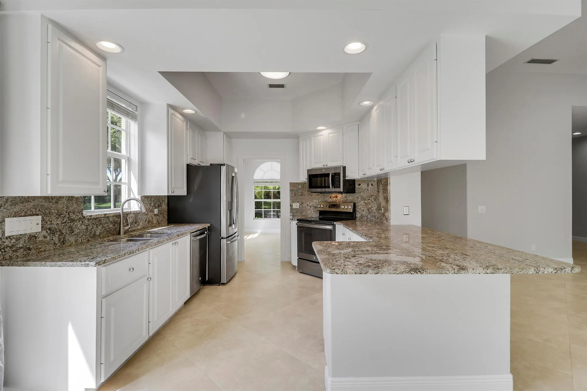 1323 St Lawrence Drive