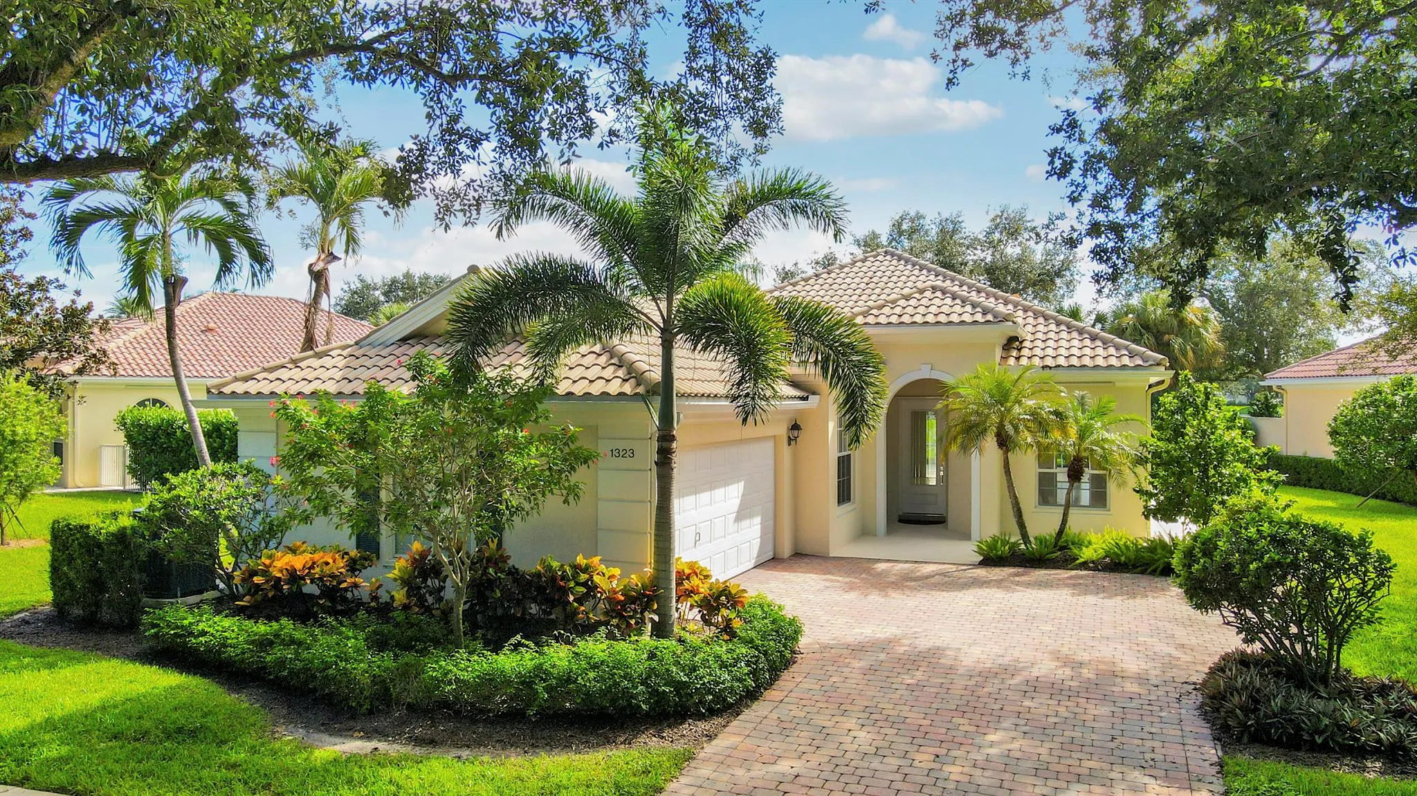 1323 St Lawrence Drive