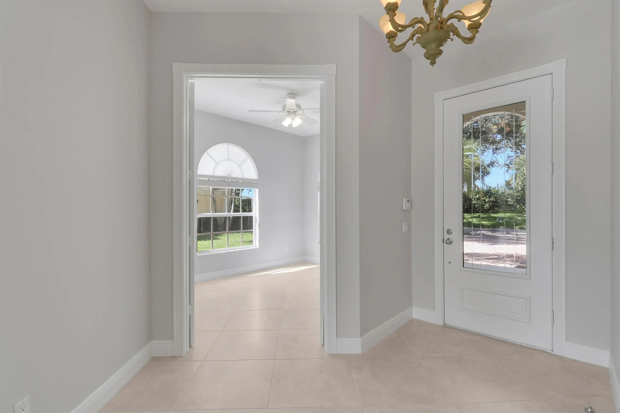 1323 St Lawrence Drive