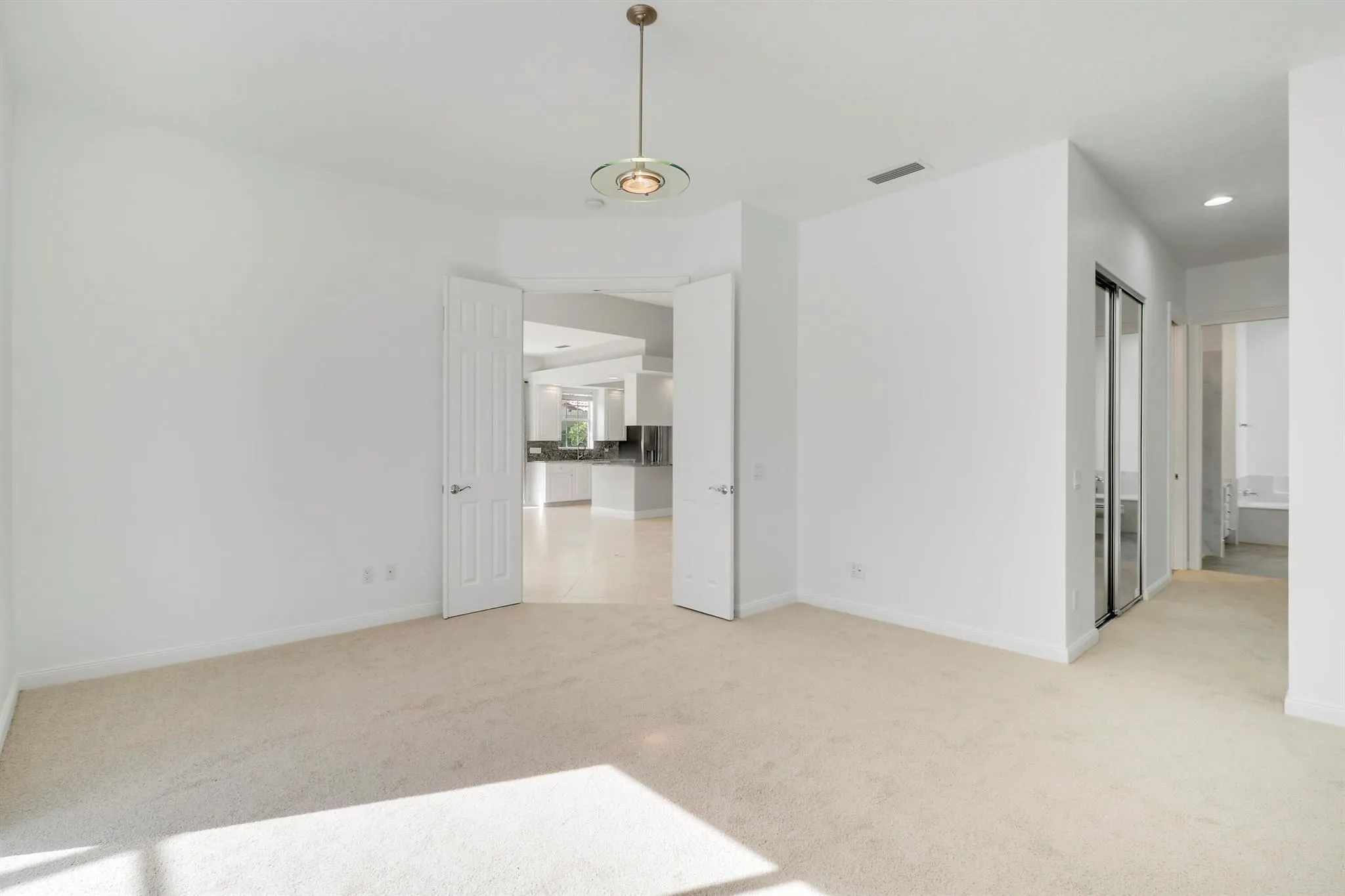 1323 St Lawrence Drive
