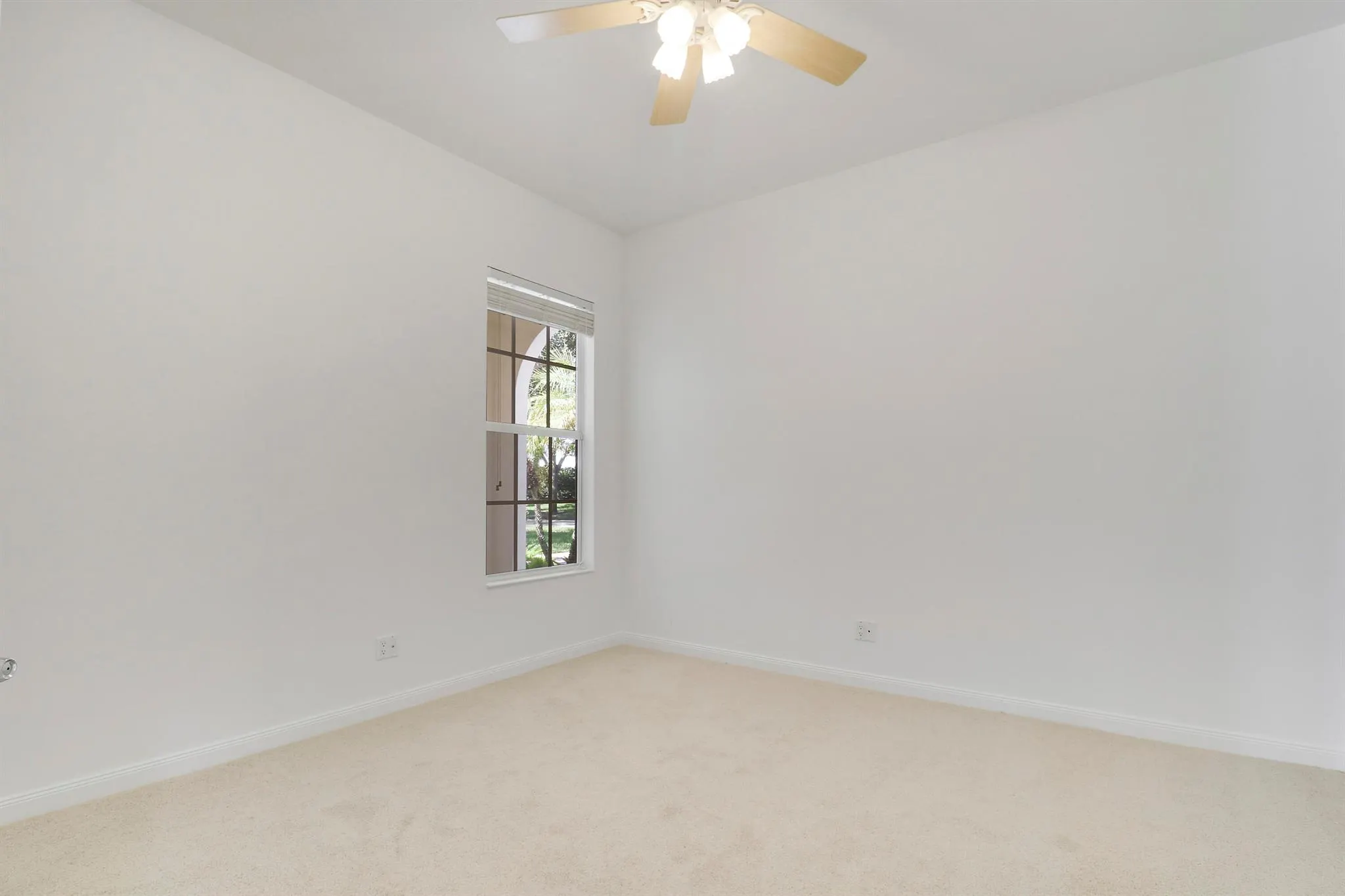 1323 St Lawrence Drive