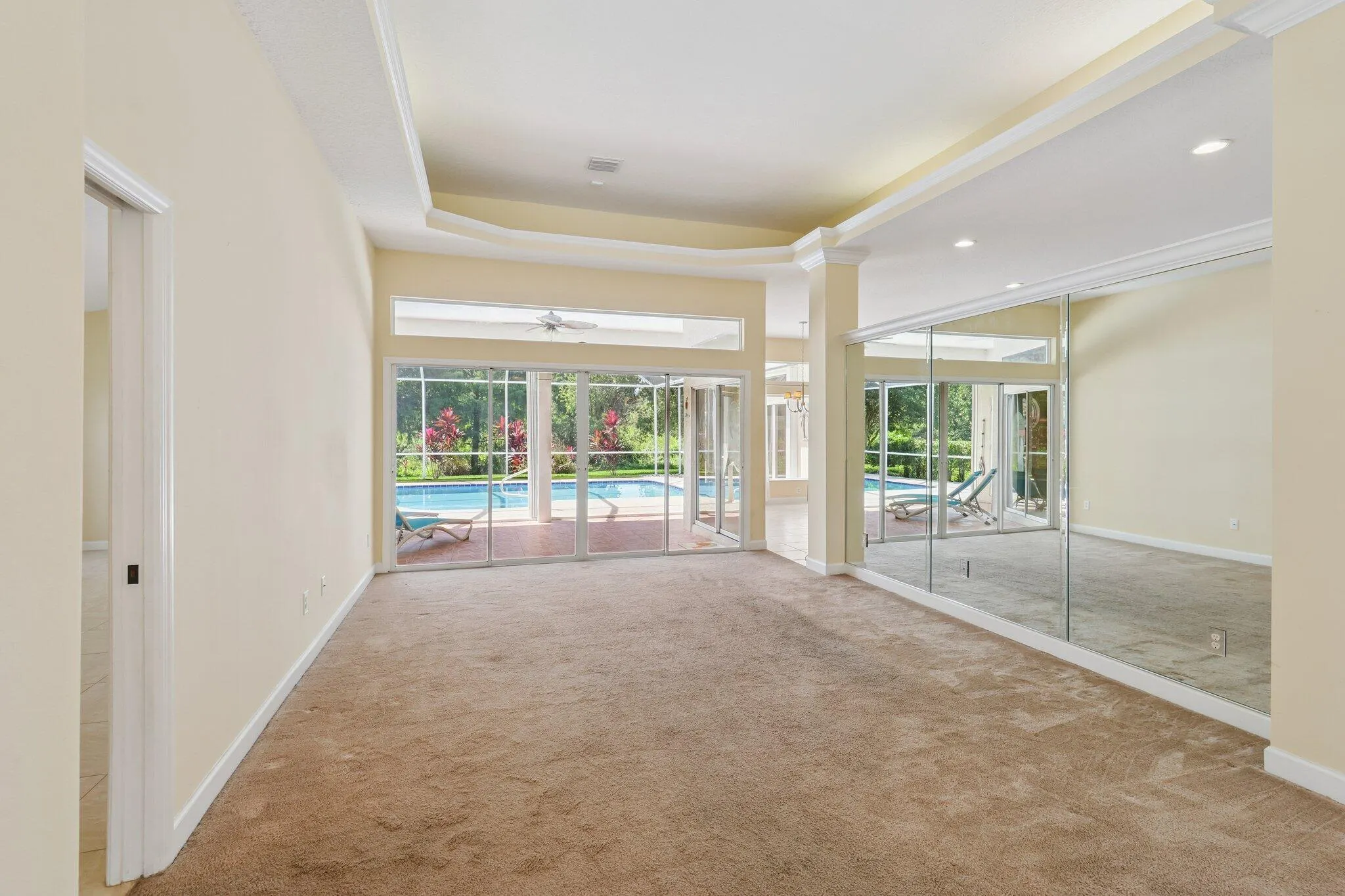 1190 SW Mirror Lake Cove