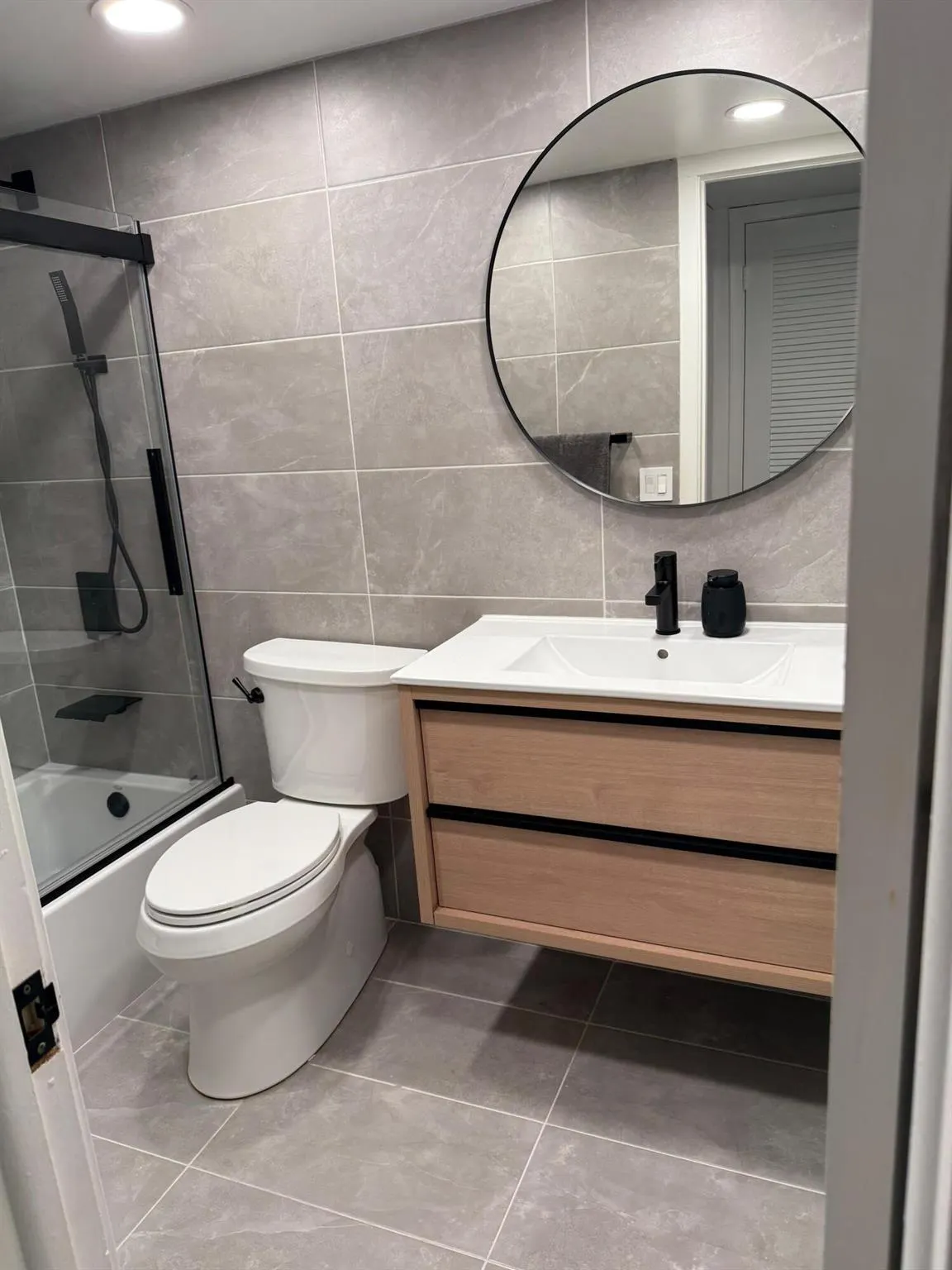 4266 Deste Court, #308