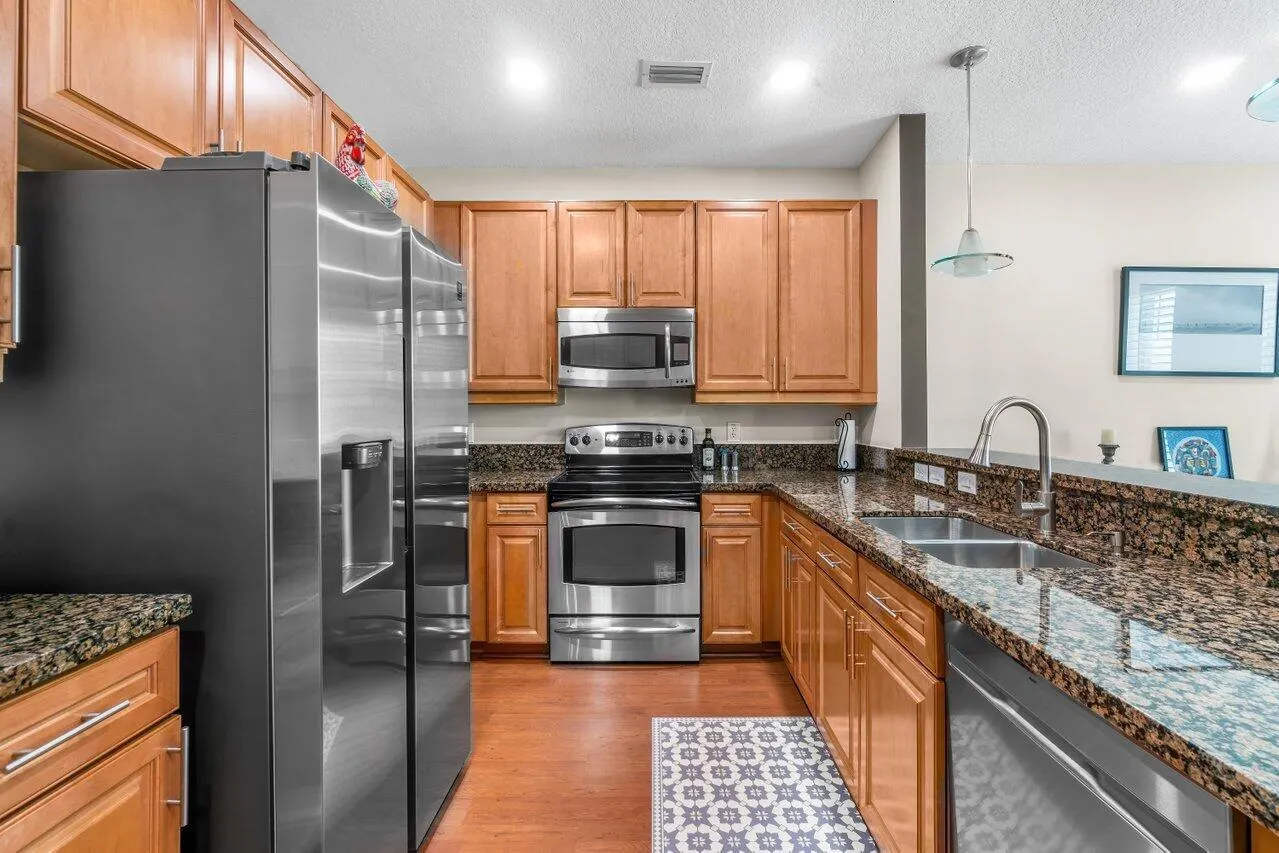 3805 NW 5th Terrace