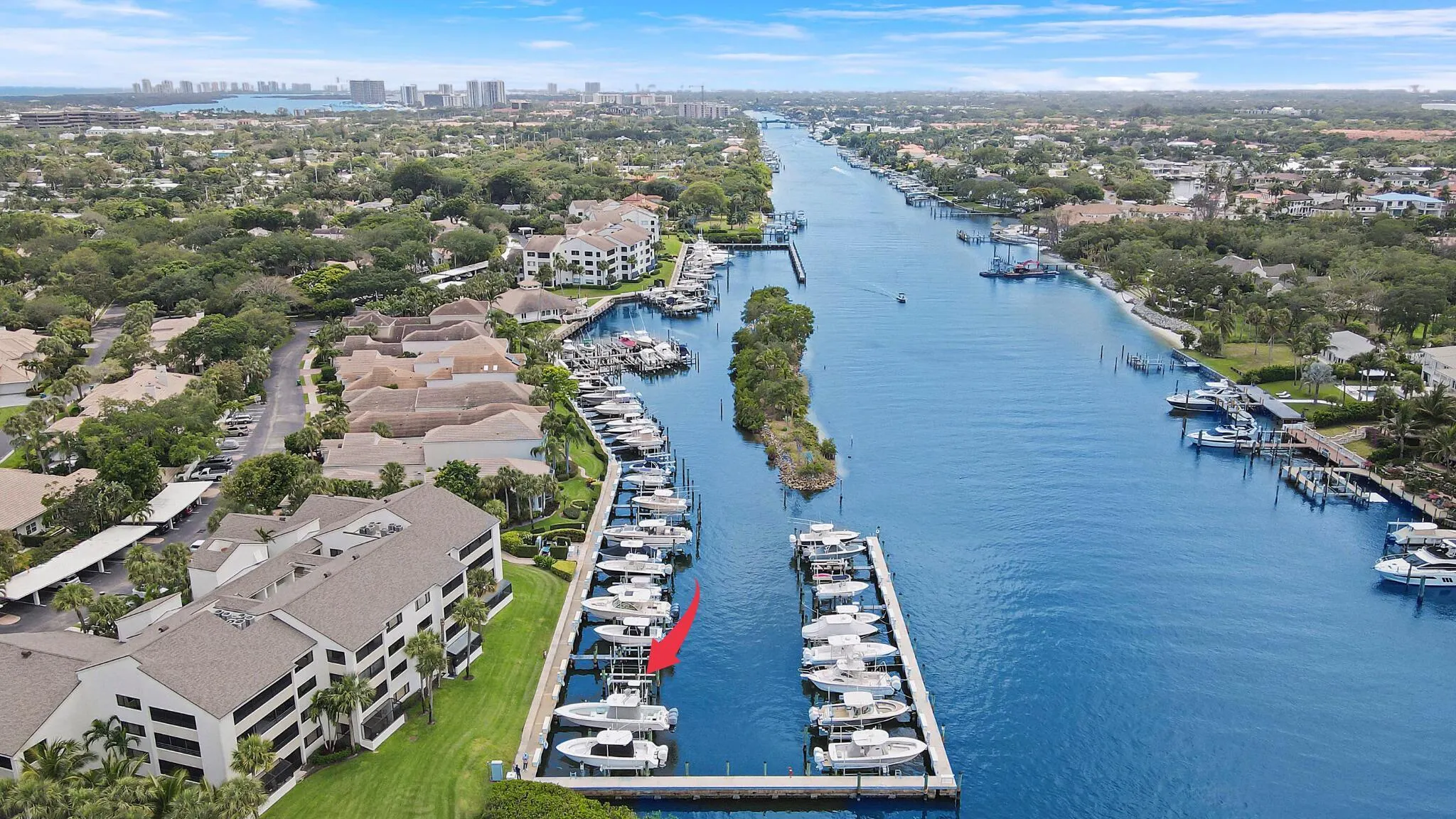 822 Oak Harbour Drive, #D-13
