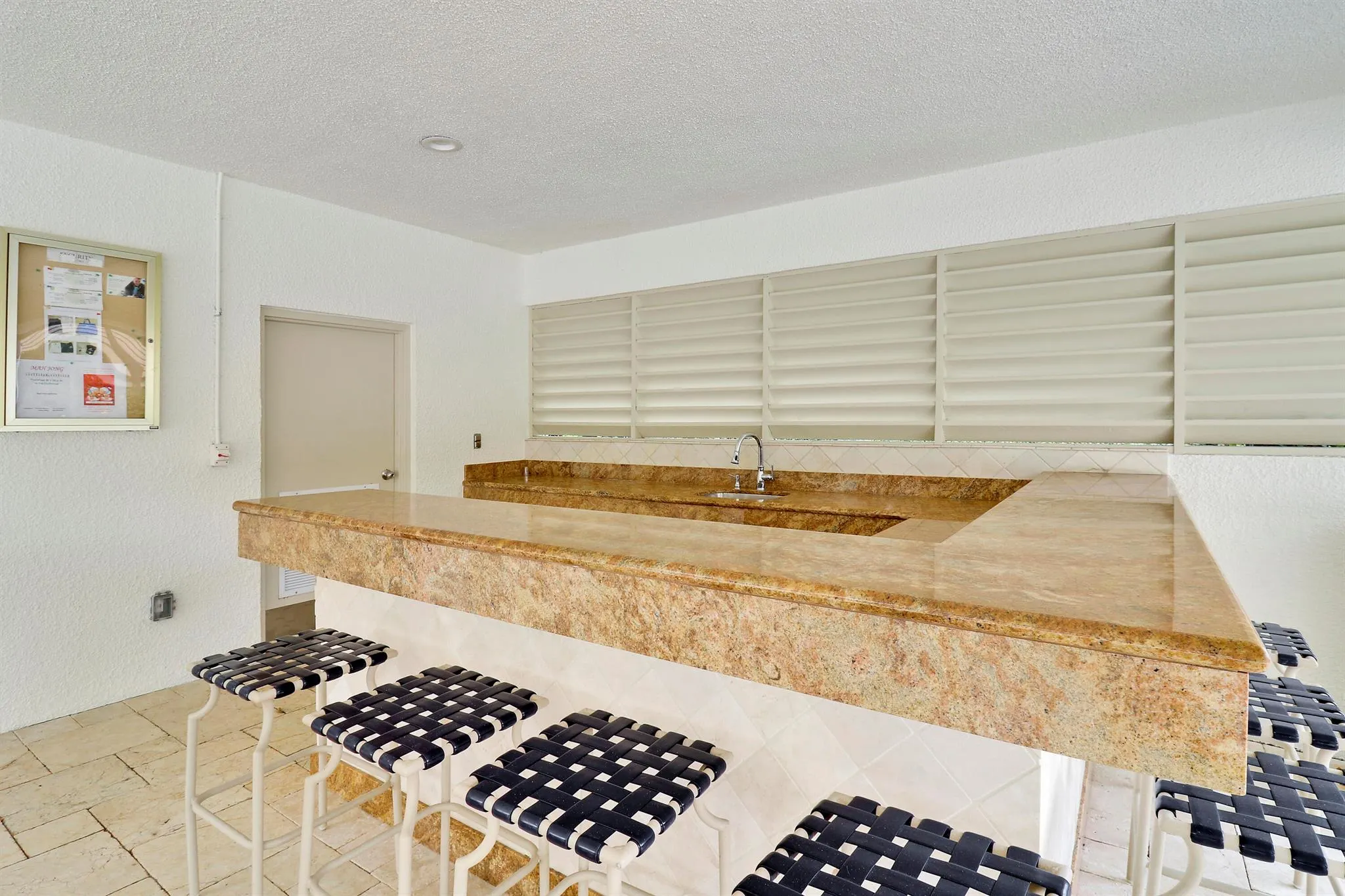 822 Oak Harbour Drive, #D-13