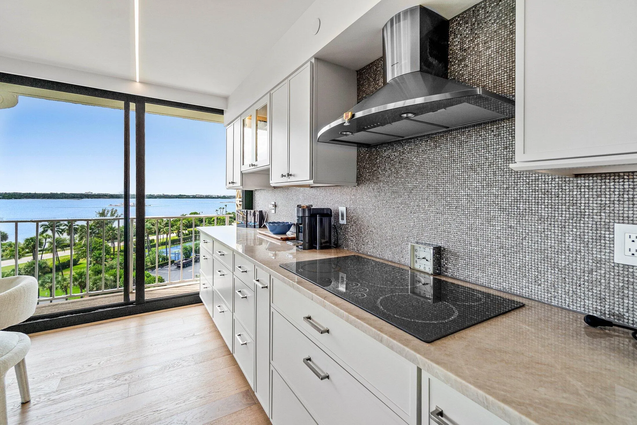 3400 S Ocean Blvd Boulevard, #7aii