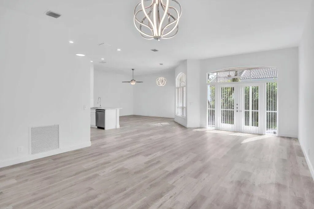 23425 Torre Circle