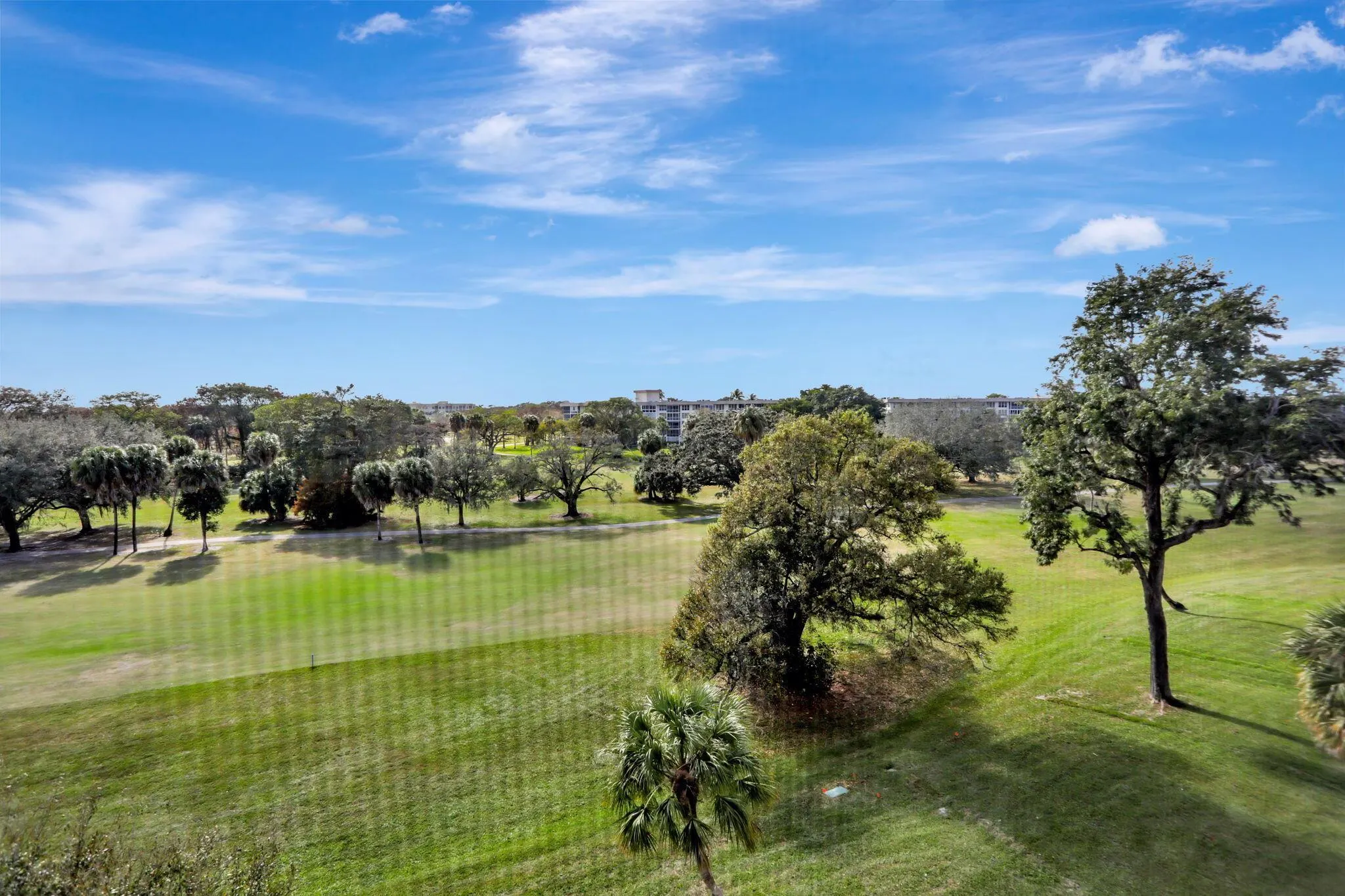 565 Oaks Lane, #512