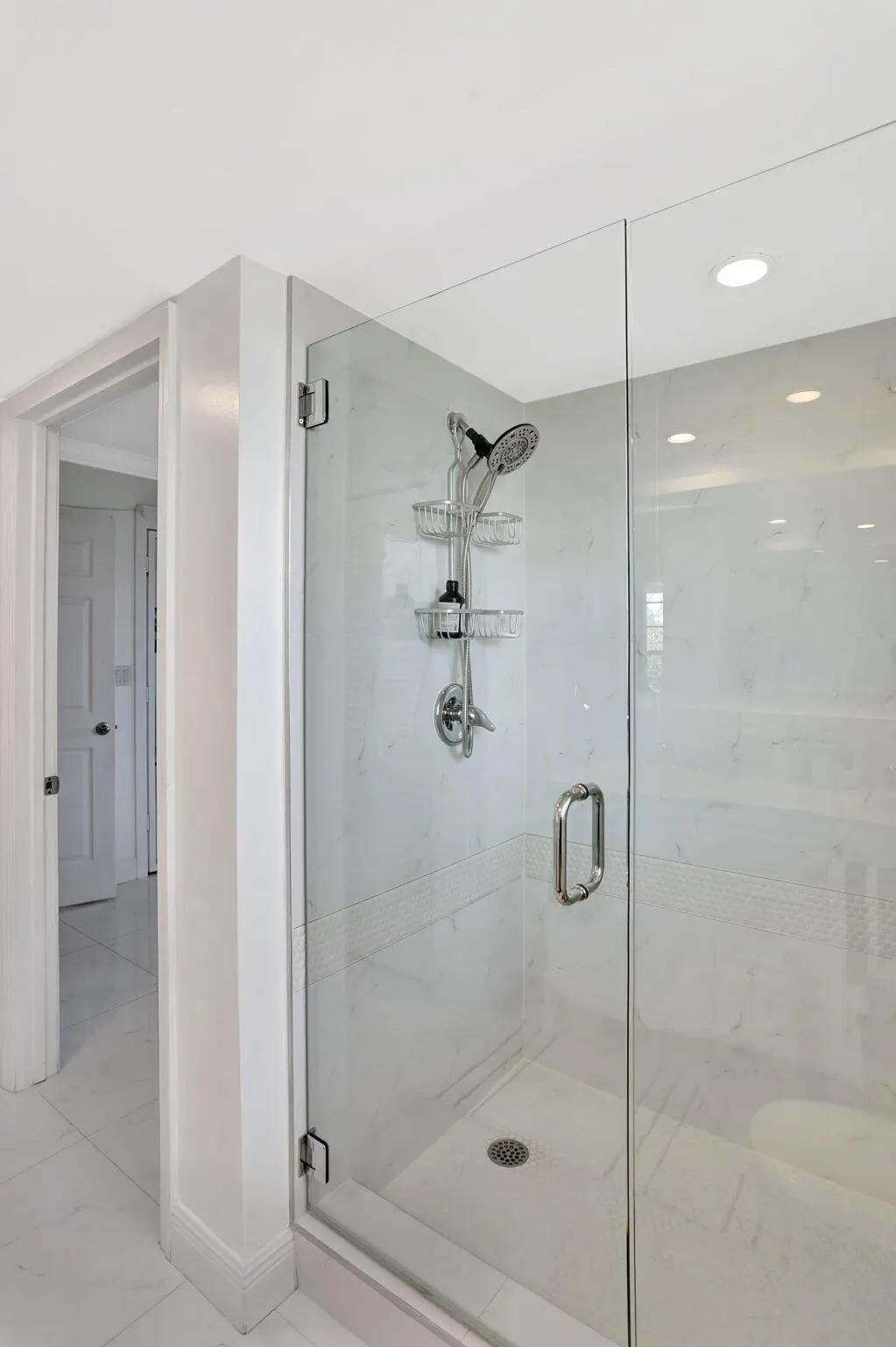 565 Oaks Lane, #512