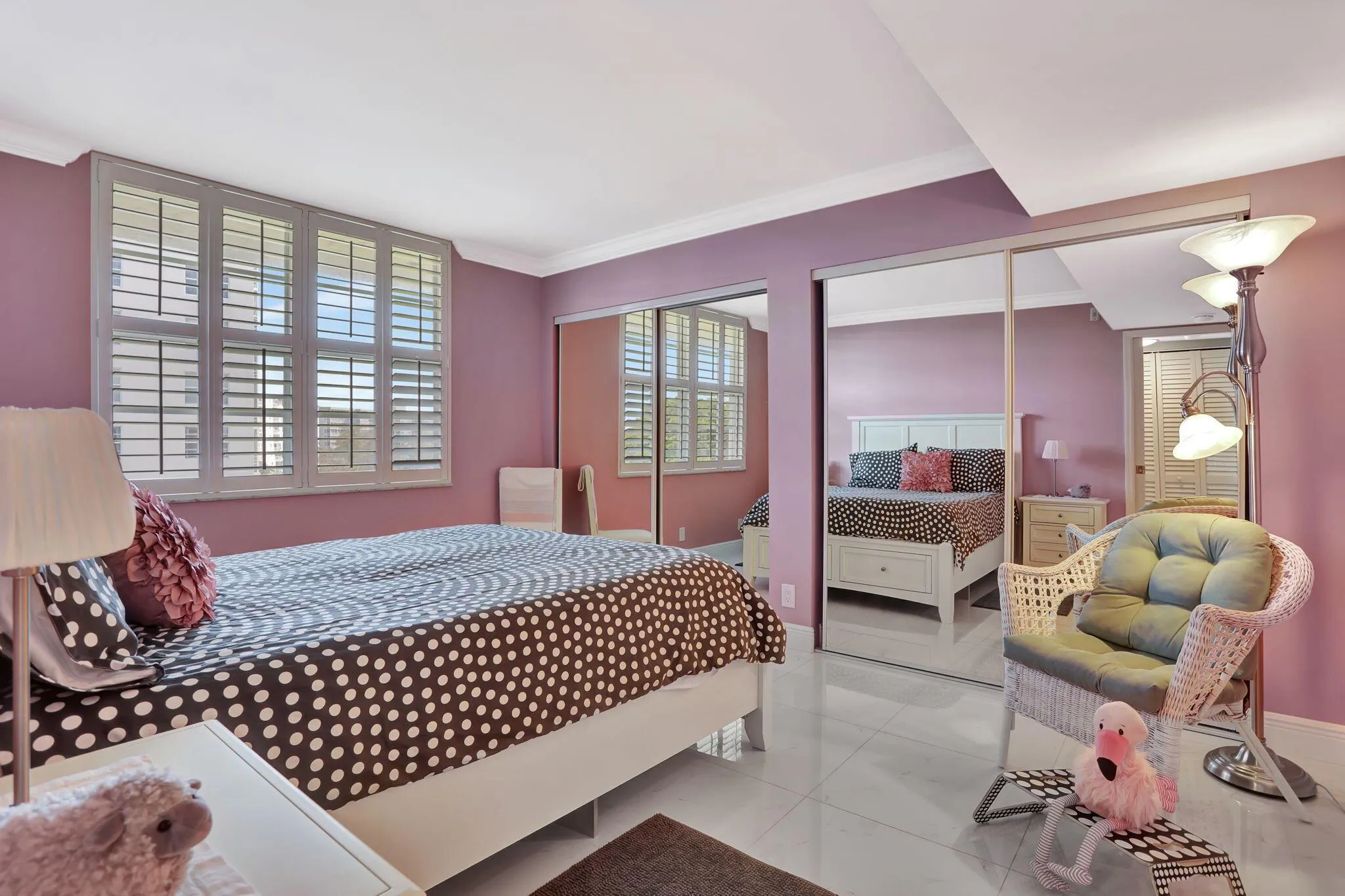 565 Oaks Lane, #512