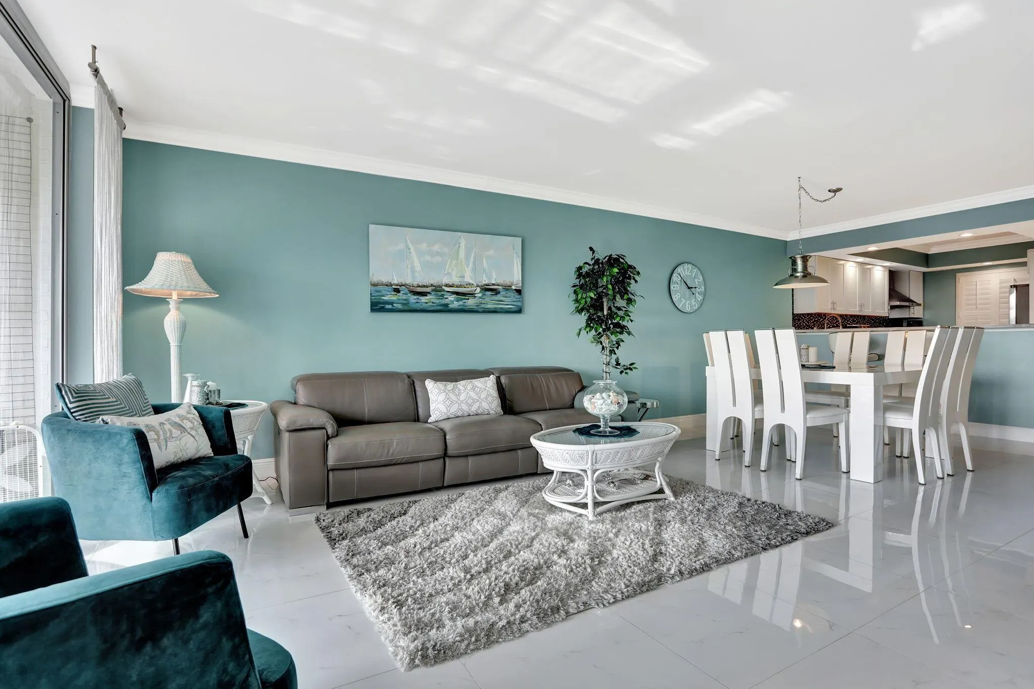 565 Oaks Lane, #512