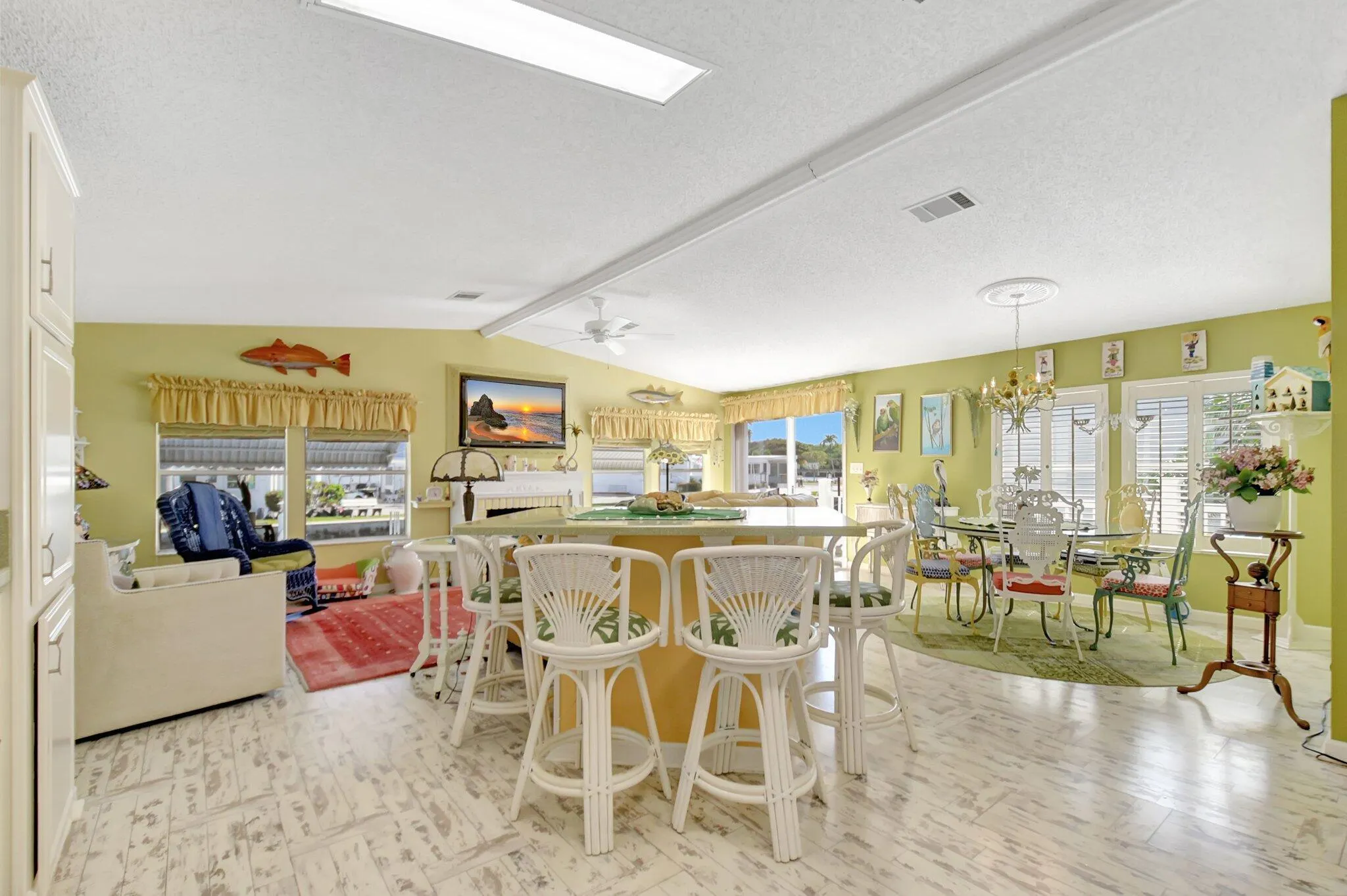 211 S Heron Drive, #O