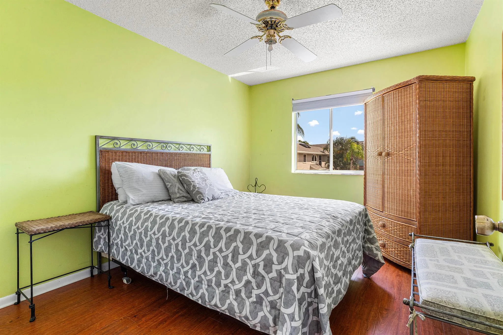 5306 Sapphire Valley