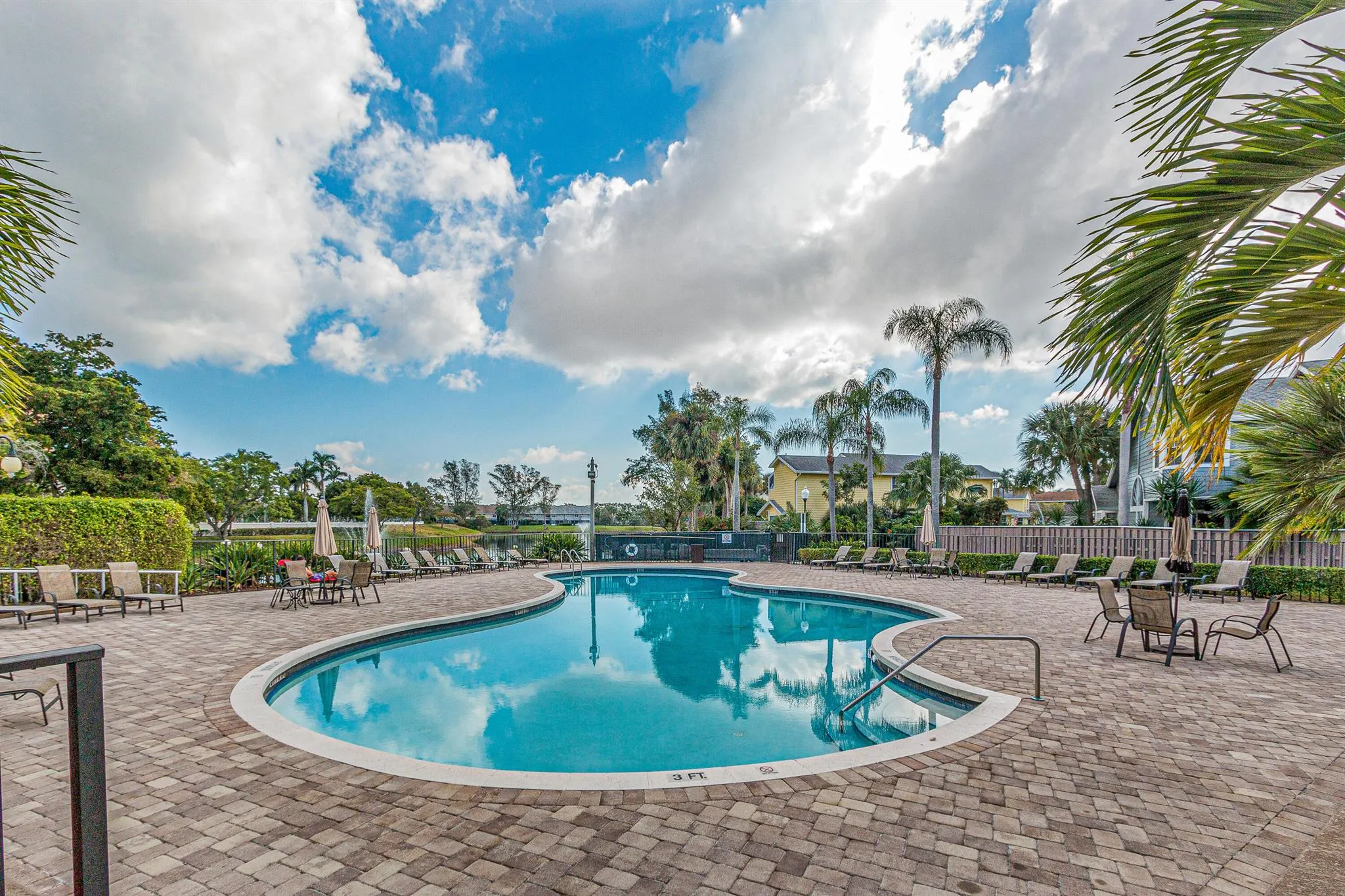 5306 Sapphire Valley