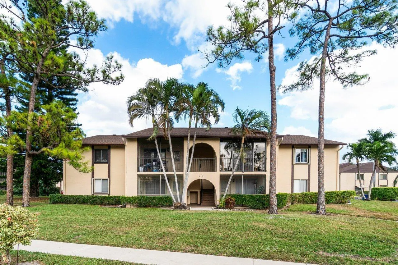 414 Pine Glen Lane, #D-2