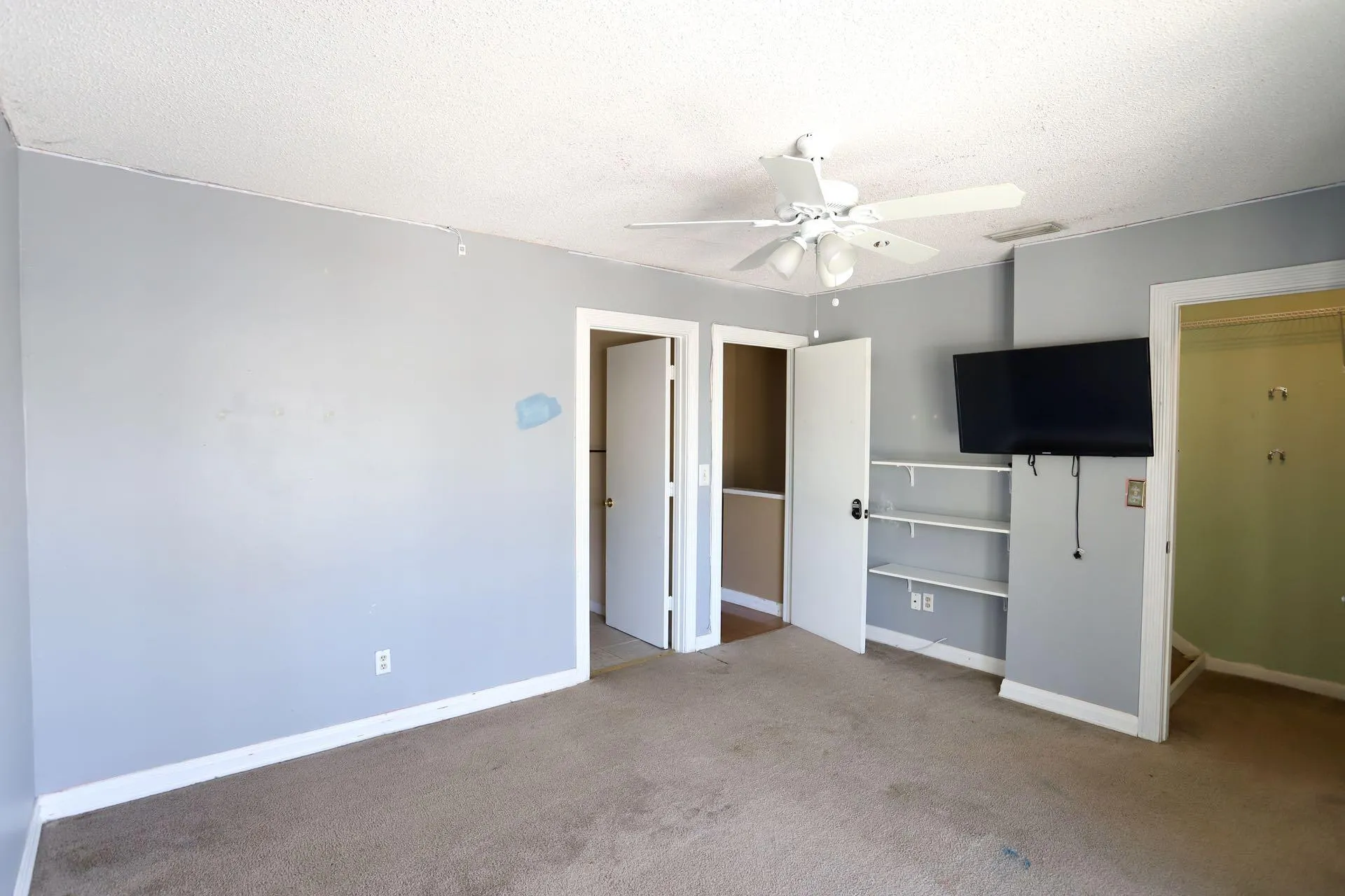 2303 Seaside Drive