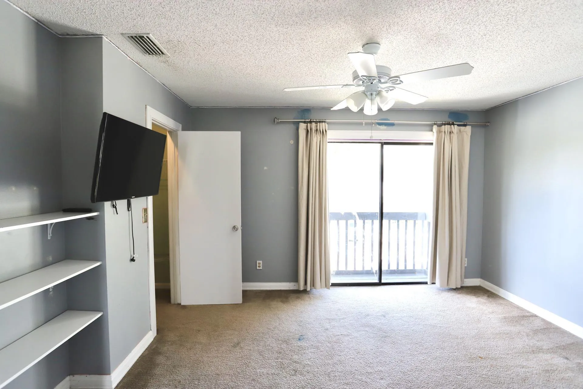 2303 Seaside Drive